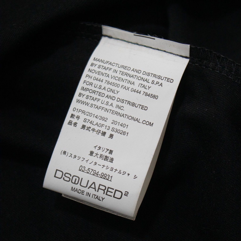Áo Thun Dsquared2 Thêu Vai Phải