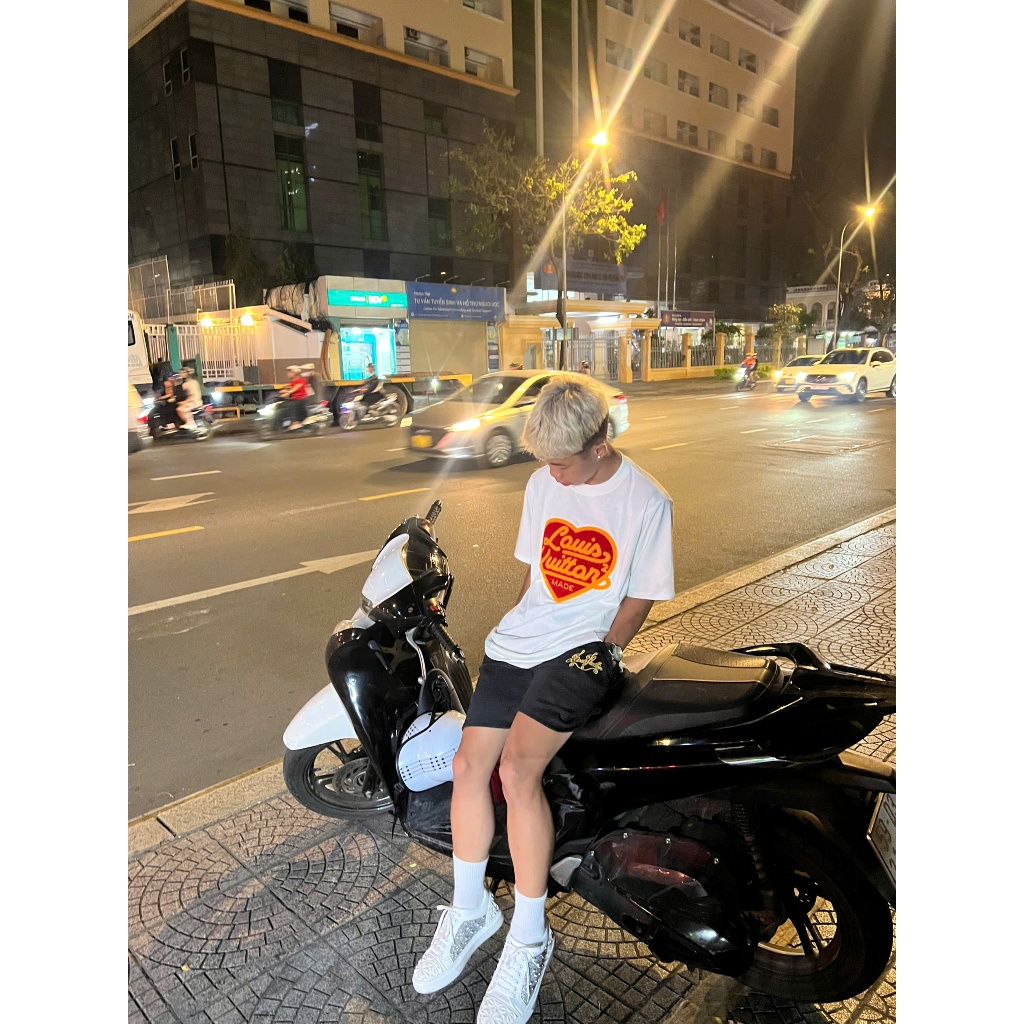 Áo Thun LV Louis Vuitton Tim Xù Made Crewneck