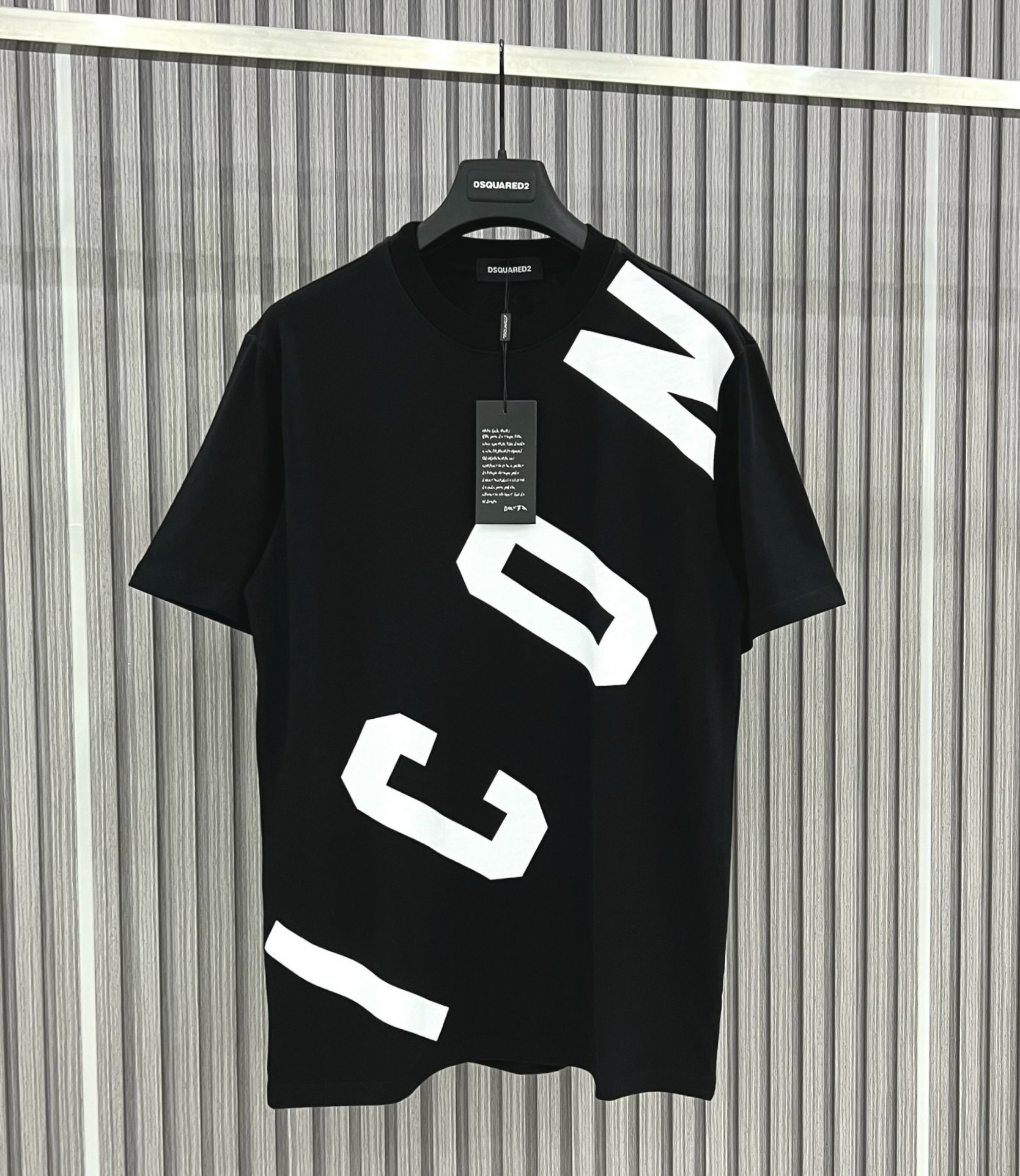 Áo thun Icon Big Logo