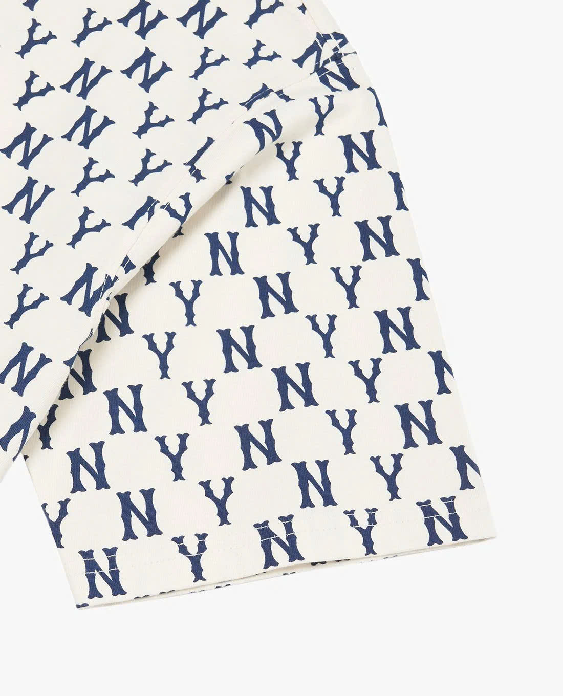 Áo thun MLB Monogram (Màu Trắng)