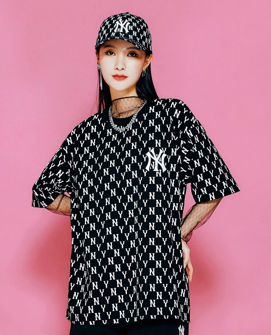 Áo thun MLB Monogram (Màu Đen)