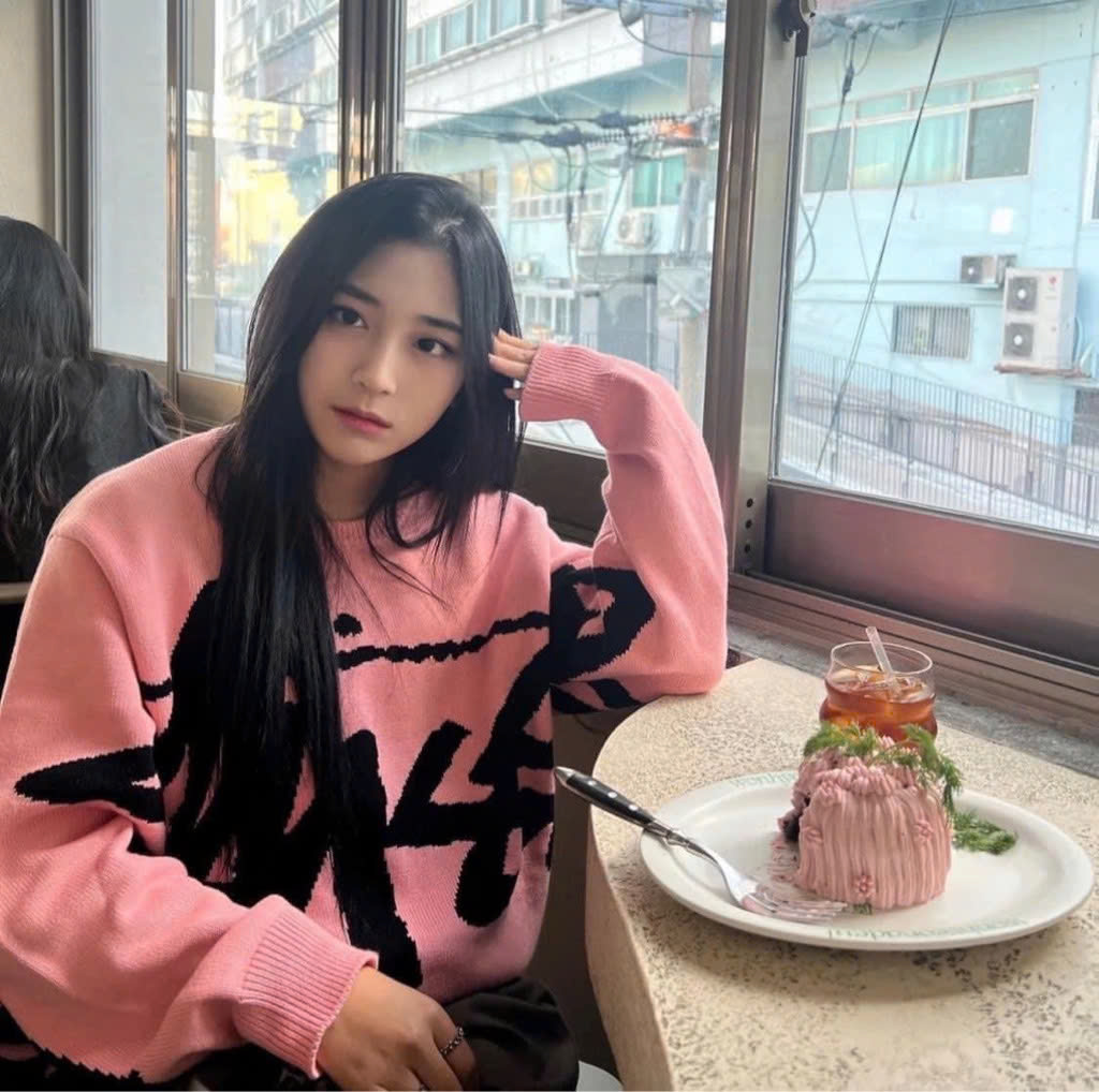 Sweater Stussy Stock (Dệt Lens)