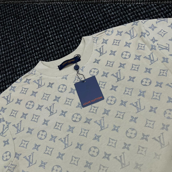 Áo Thun LV Louis Vuitton Fade Kim Tuyến - Màu Kem