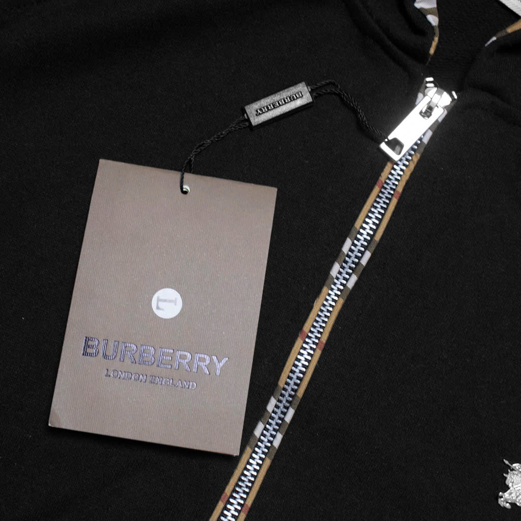 Hoodie Burberry Vintage V2 Logo Kim loại ( Đen)