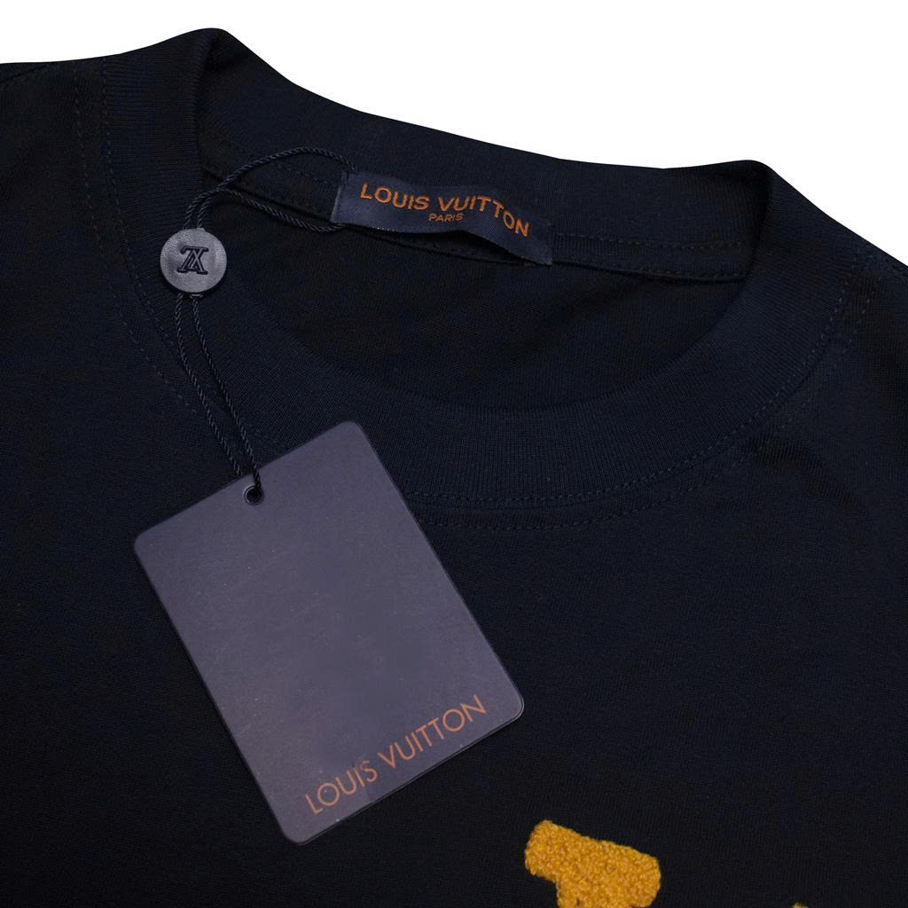 Áo Thun Louis Vuitton Thêu Xù Original - Xanh