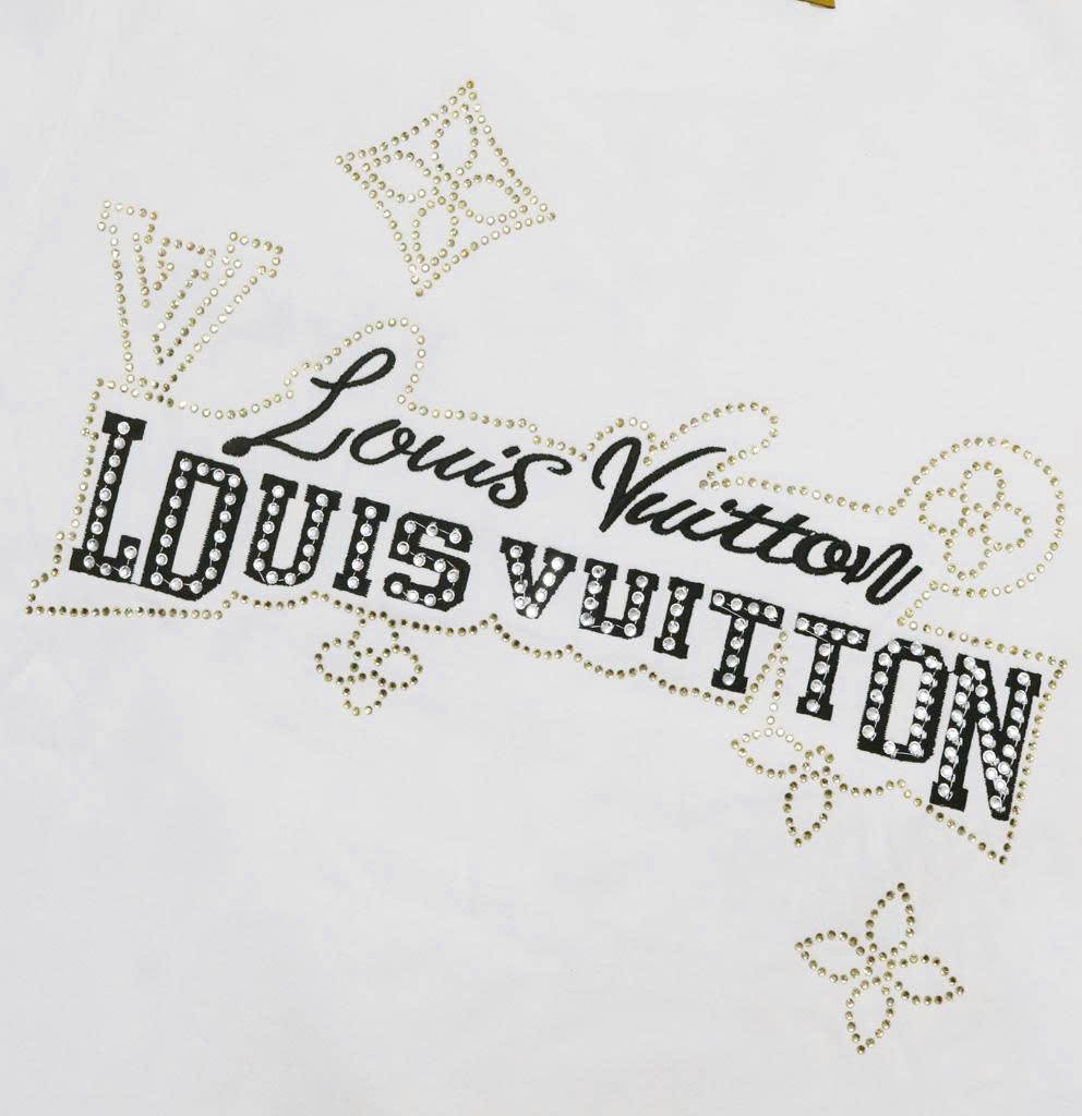 Áo Thun Louis Vuitton Họa Tiết Đính Đá