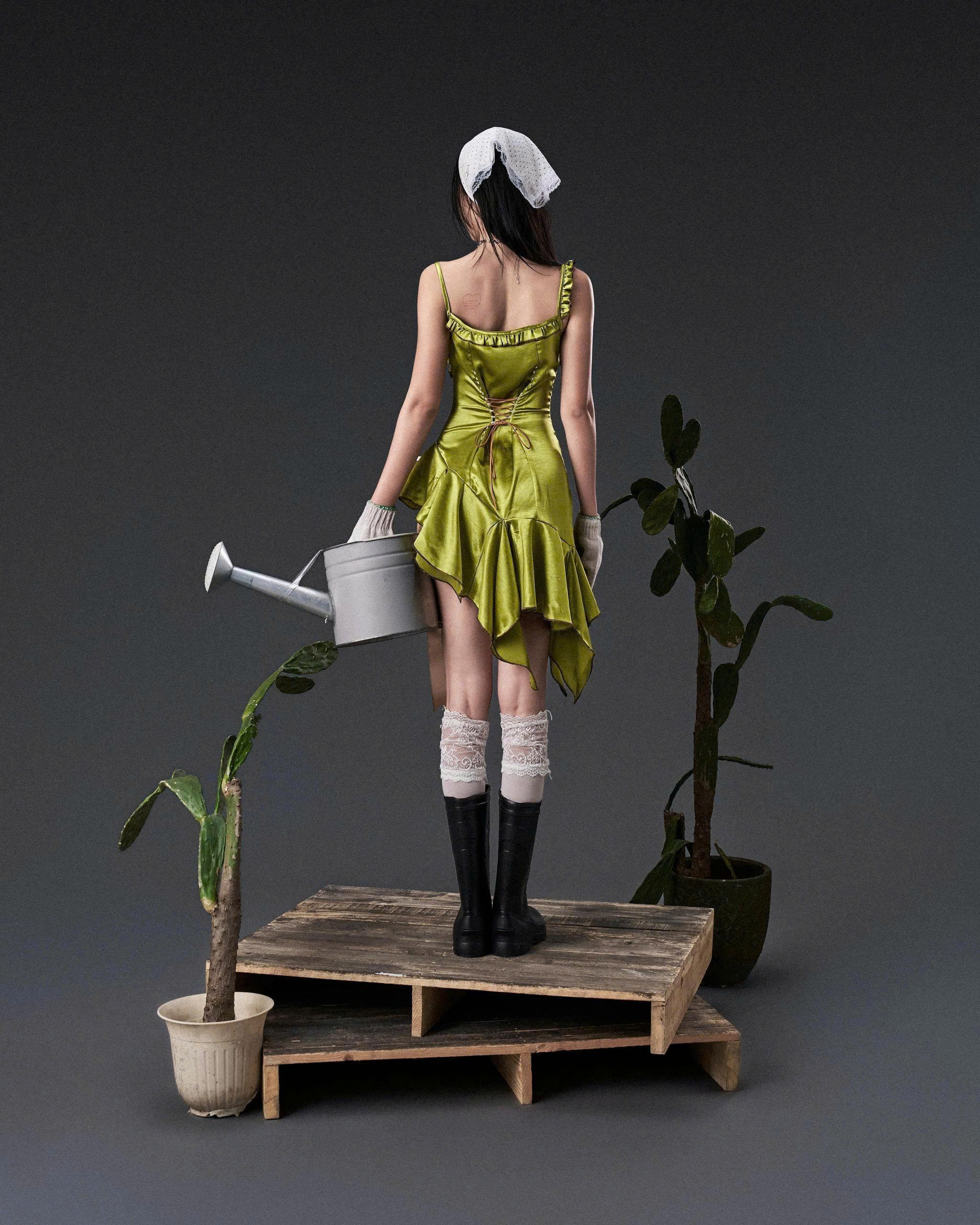 Đầm ngắn hai dây lụa Triều Dương phối bèo vạt xéo xanh lá mạ - Fern Dress