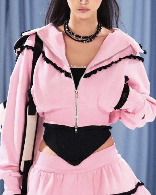 Áo khoác nỉ hồng form boxy phối ren đen - Bonnie Coat