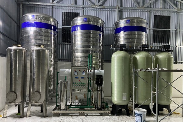 Máy lọc nước công nghiệp là thiết bị gì, tính ứng dụng?