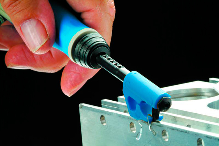 Dụng cụ lấy bavia sau gia công