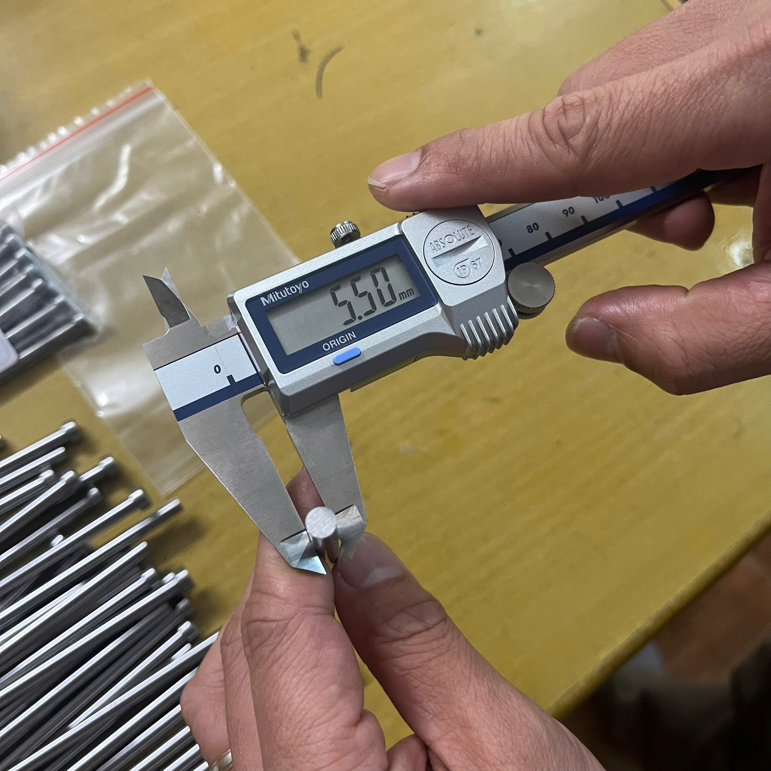 Chốt đẩy khuôn ép nhựa EPJ 2.6