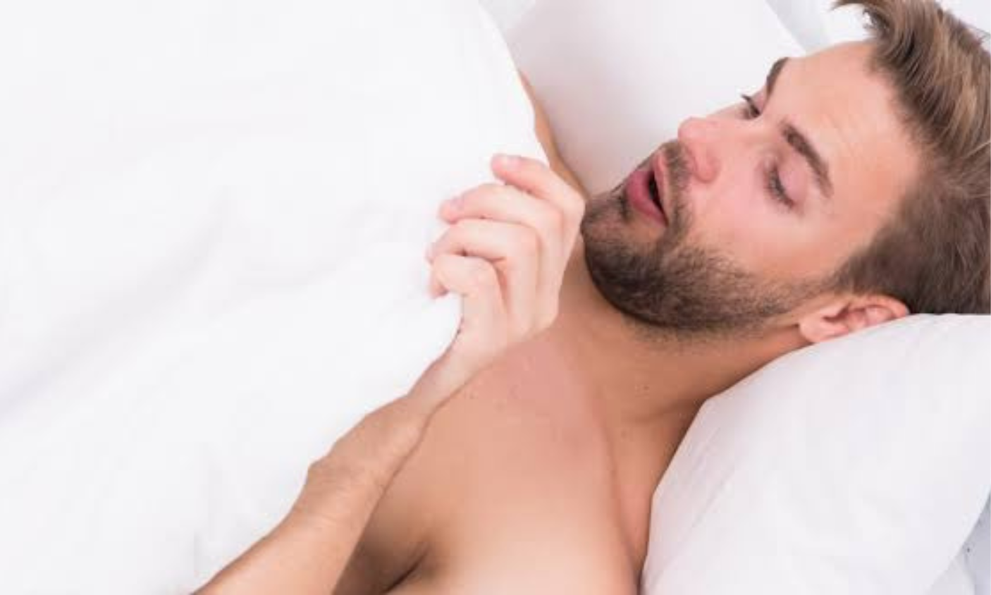 Giải thích hiện tượng chào cờ buổi sáng theo góc nhìn Tây y và Đông y