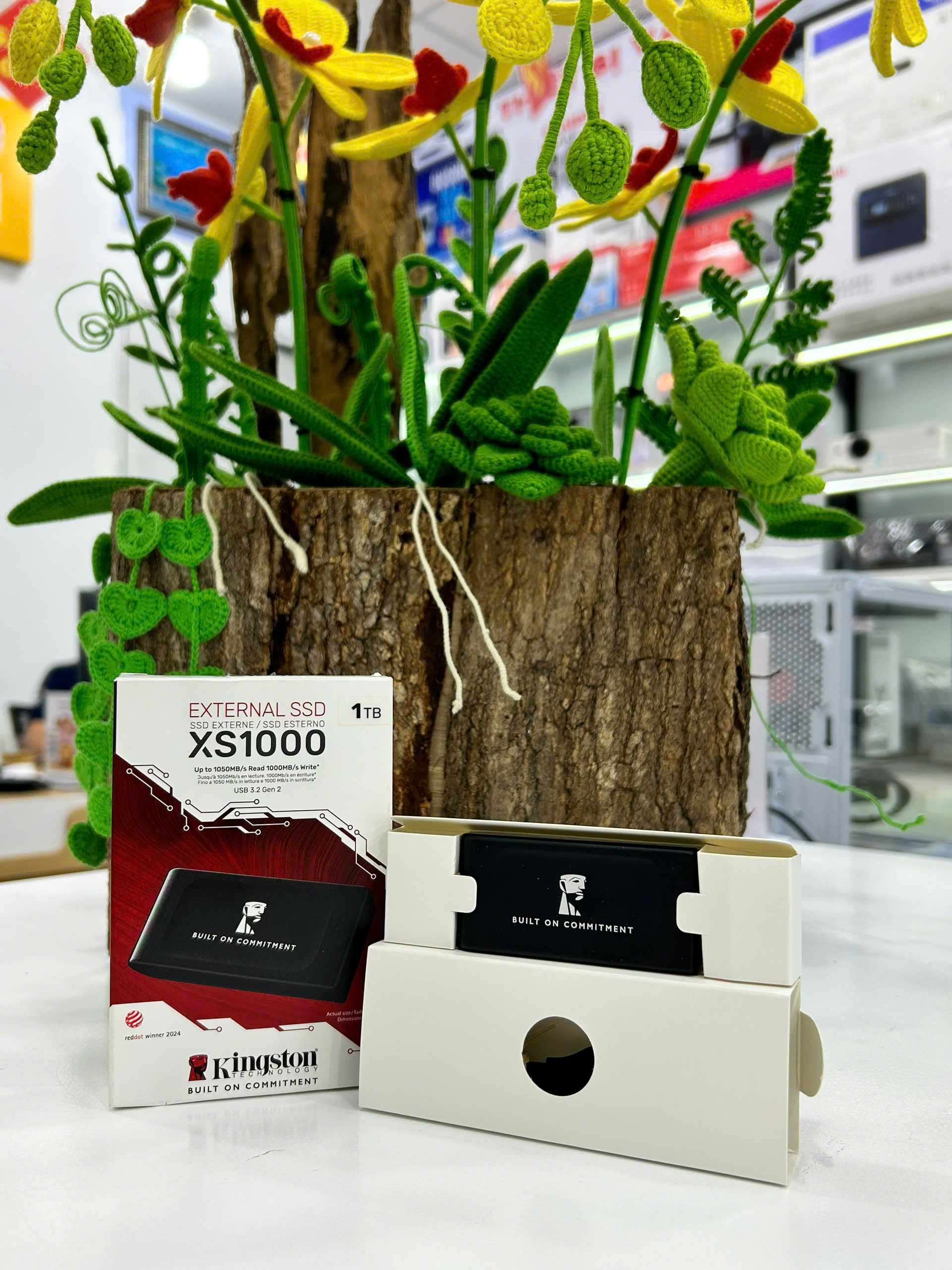 Ổ Cứng Di Động SSD Kingston XS1000 USB 3.2 Gen 2 1TB – Tốc Độ Siêu Nhanh, Dung Lượng Siêu Lớn