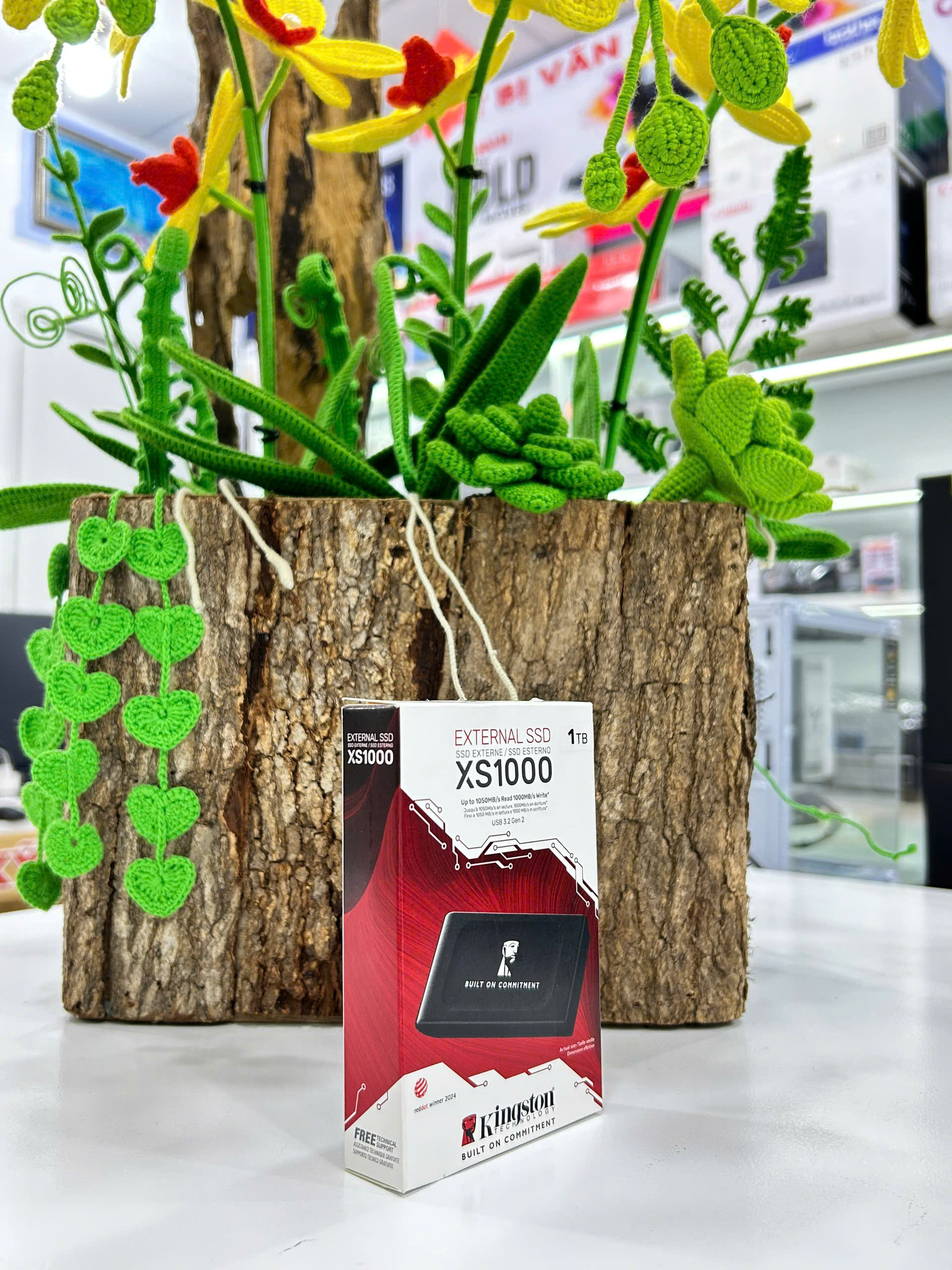 Ổ Cứng Di Động SSD Kingston XS1000 USB 3.2 Gen 2 1TB – Tốc Độ Siêu Nhanh, Dung Lượng Siêu Lớn