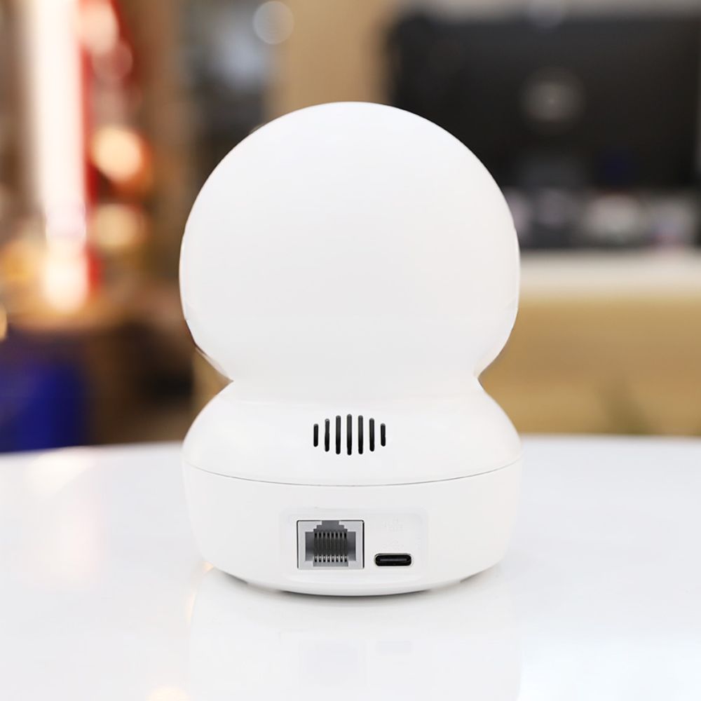 Camera EZVIZ H6C Pro 4MP – Quay 360°, Đàm thoại, Phát hiện chuyển động, Chính hãng