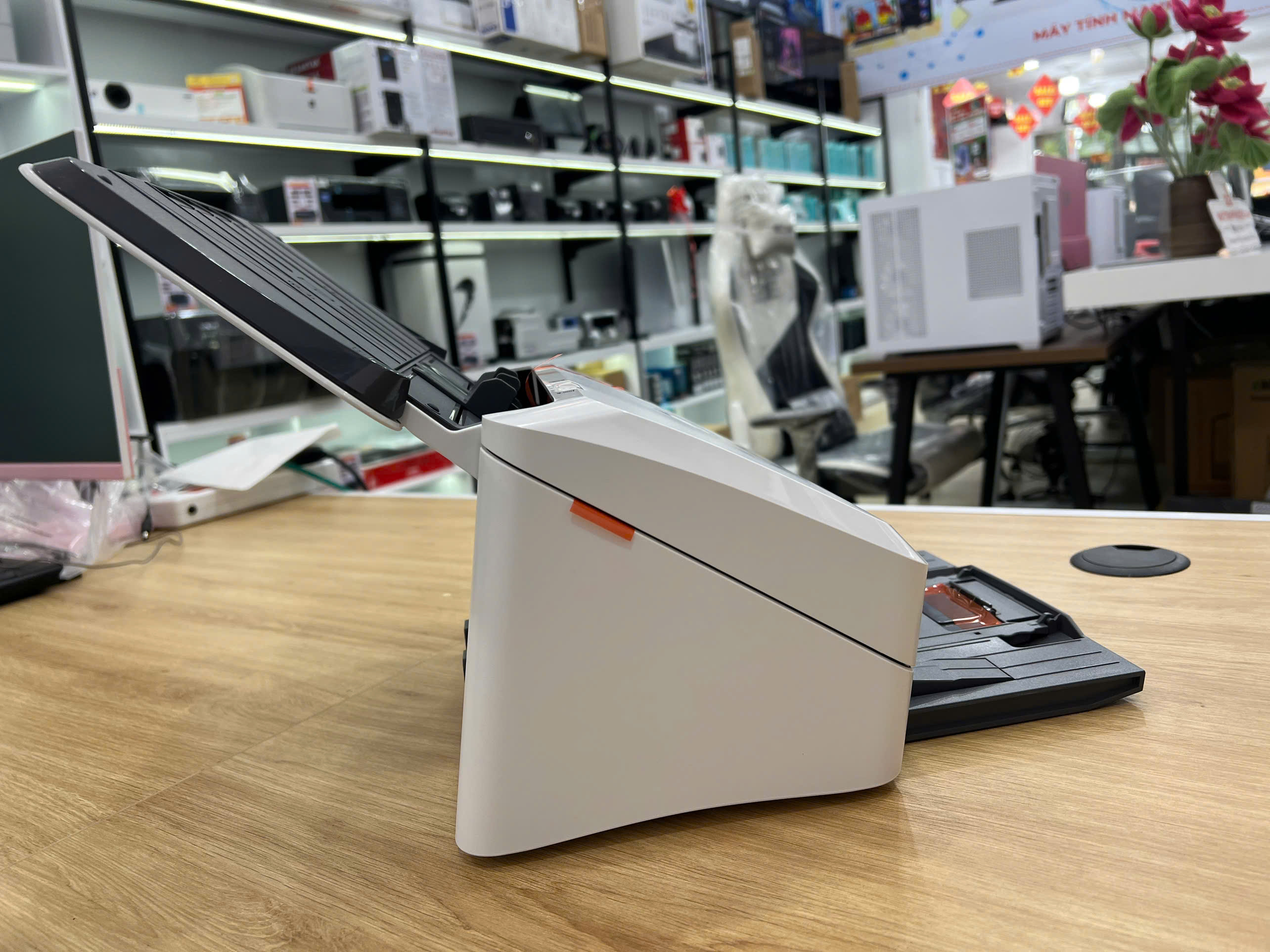 Máy Scan HP ScanJet Pro 3000s5 – Giải pháp quét tài liệu tốc độ cao cho văn phòng hiện đại tại Phú Quốc