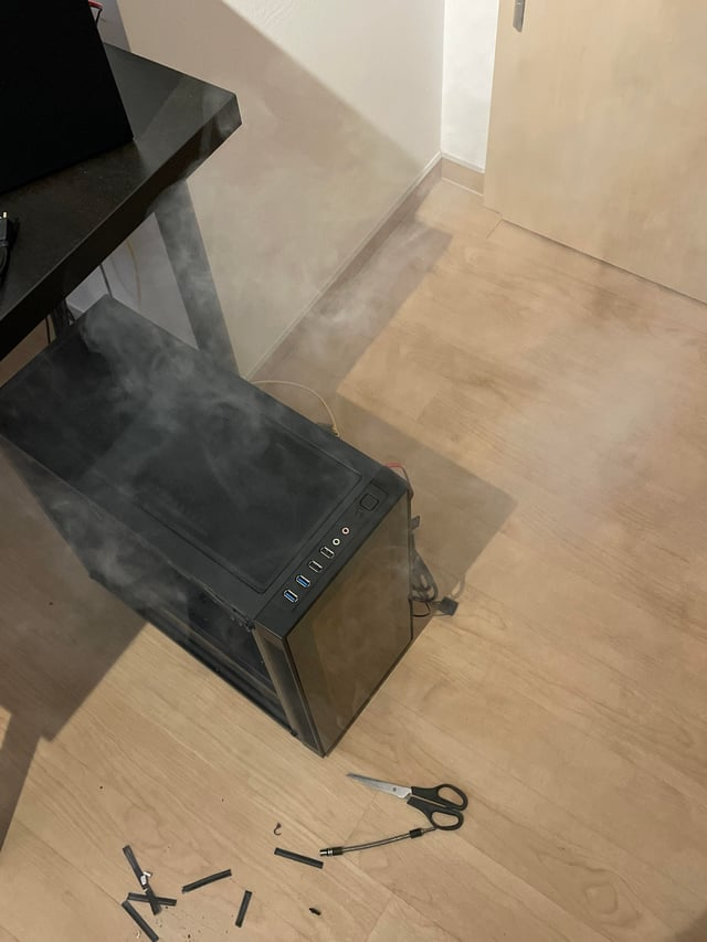 PSU kêu rè – có mùi khét – quạt không quay – Dịch Vụ Sửa Chữa PC Phú Quốc | Máy Tính Phú Quốc | Vi Tính Hải Đăng