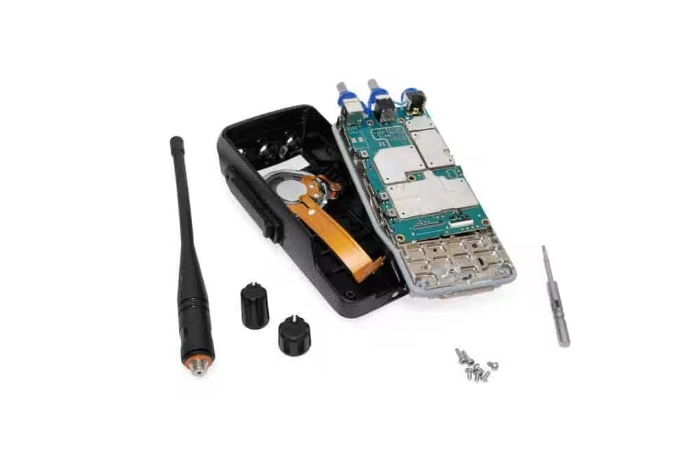 Sửa Bộ Đàm UHF Lỗi RF/Anten Phần Cứng (Đầu nối anten - Phát/Nhận Kém)  – Dịch Vụ Sửa Chữa Phú Quốc | Máy Tính Phú Quốc | Vi Tính Hải Đăng