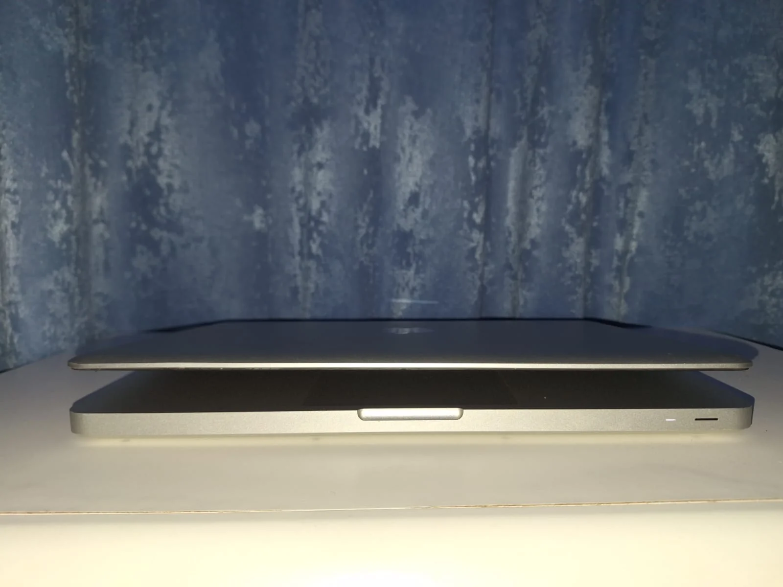 Màn Hình Laptop Không Đóng Kín – Dịch Vụ Sửa Chữa Laptop Phú Quốc | Máy Tính Phú Quốc | Vi Tính Hải Đăng