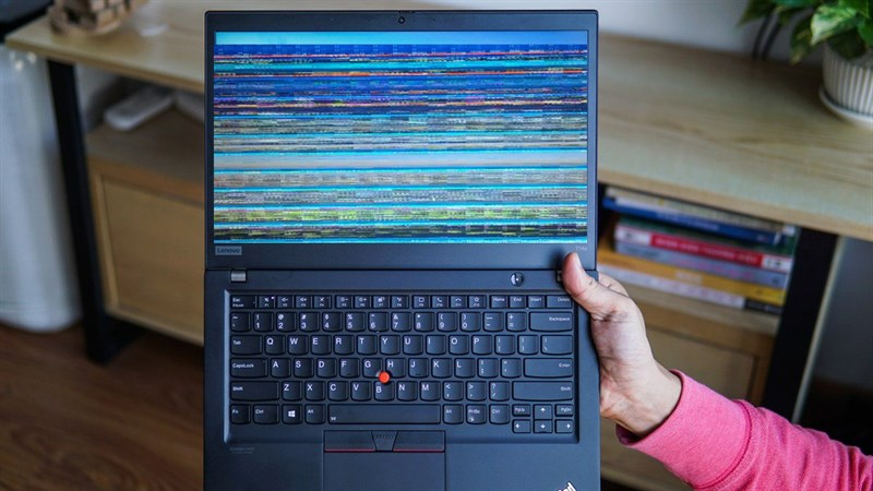 Màn Hình Laptop Bị Sọc Màu, Sai Màu, Chập Chờn – Dịch Vụ Sửa Chữa Laptop Phú Quốc | Máy Tính Phú Quốc | Vi Tính Hải Đăng