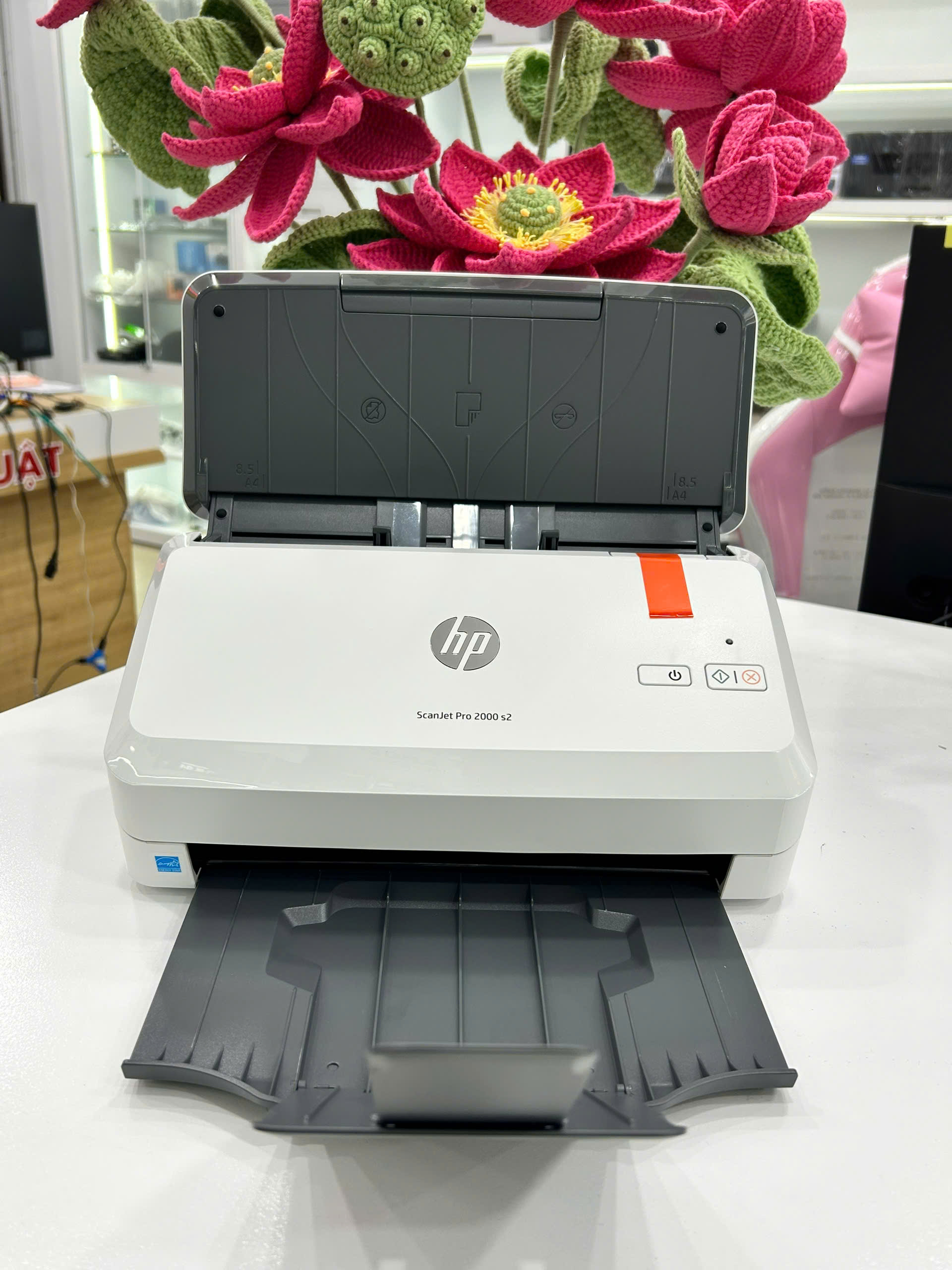 Máy Scan HP ScanJet Pro 2000s2 – Giải pháp số hóa tài liệu nhanh chóng, tiện lợi cho văn phòng tại Phú Quốc