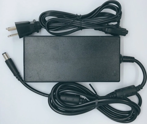 Sạc Laptop Dell Alienware P69F