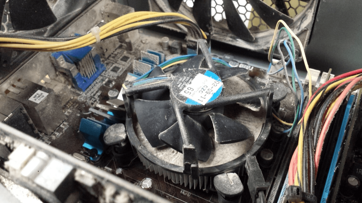 PC Quạt Kêu To / Rung Mạnh – Dịch Vụ Sửa Chữa Phú Quốc | Máy Tính Phú Quốc | Vi Tính Hải Đăng