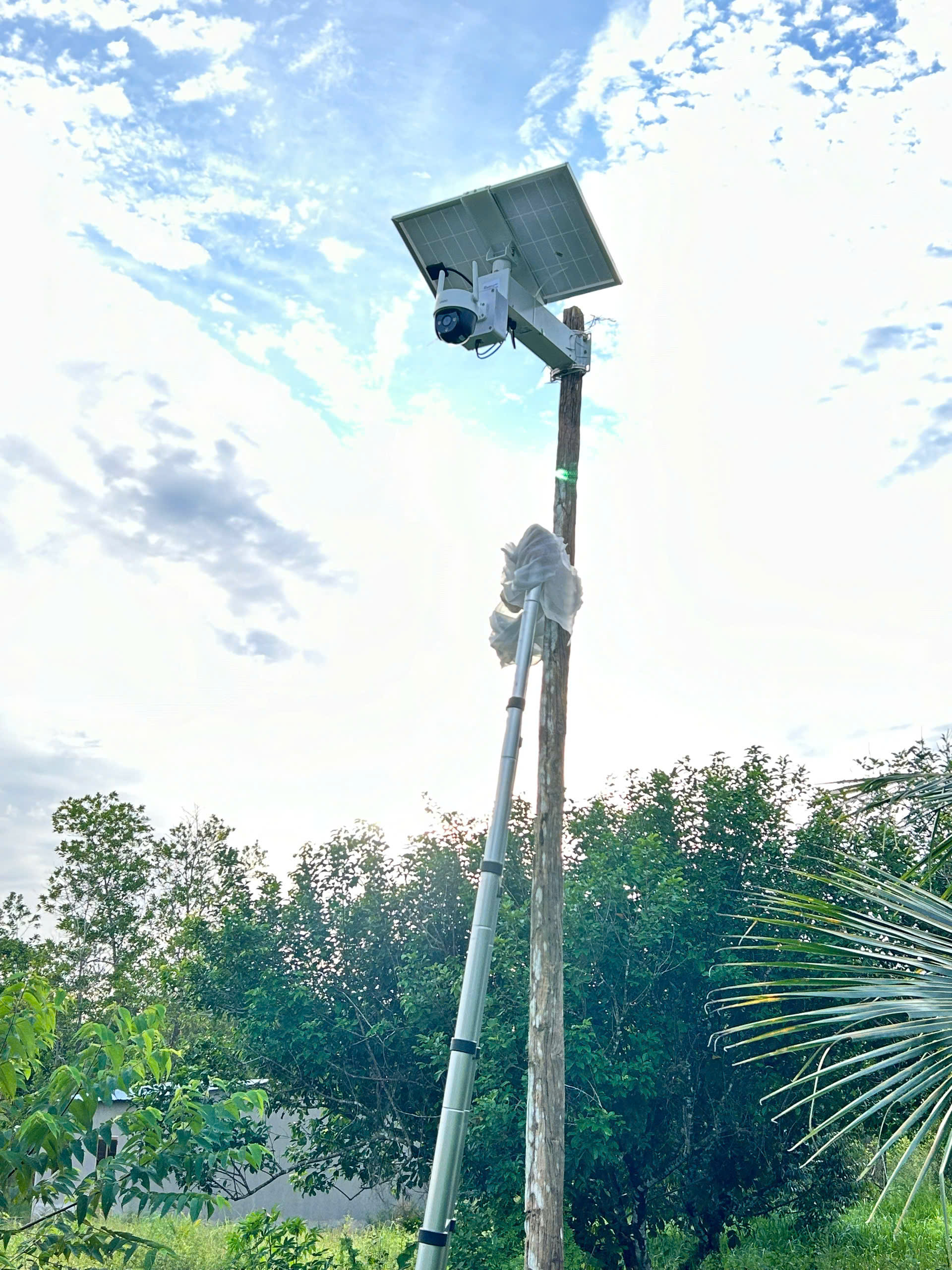 Camera Năng Lượng Mặt Trời Tại Phú Quốc – Giải Pháp Giám Sát Không Cần Điện – Dịch Vụ Lắp Đặt Camera Phú Quốc | Máy Tính Phú Quốc | Vi Tính Hải Đăng