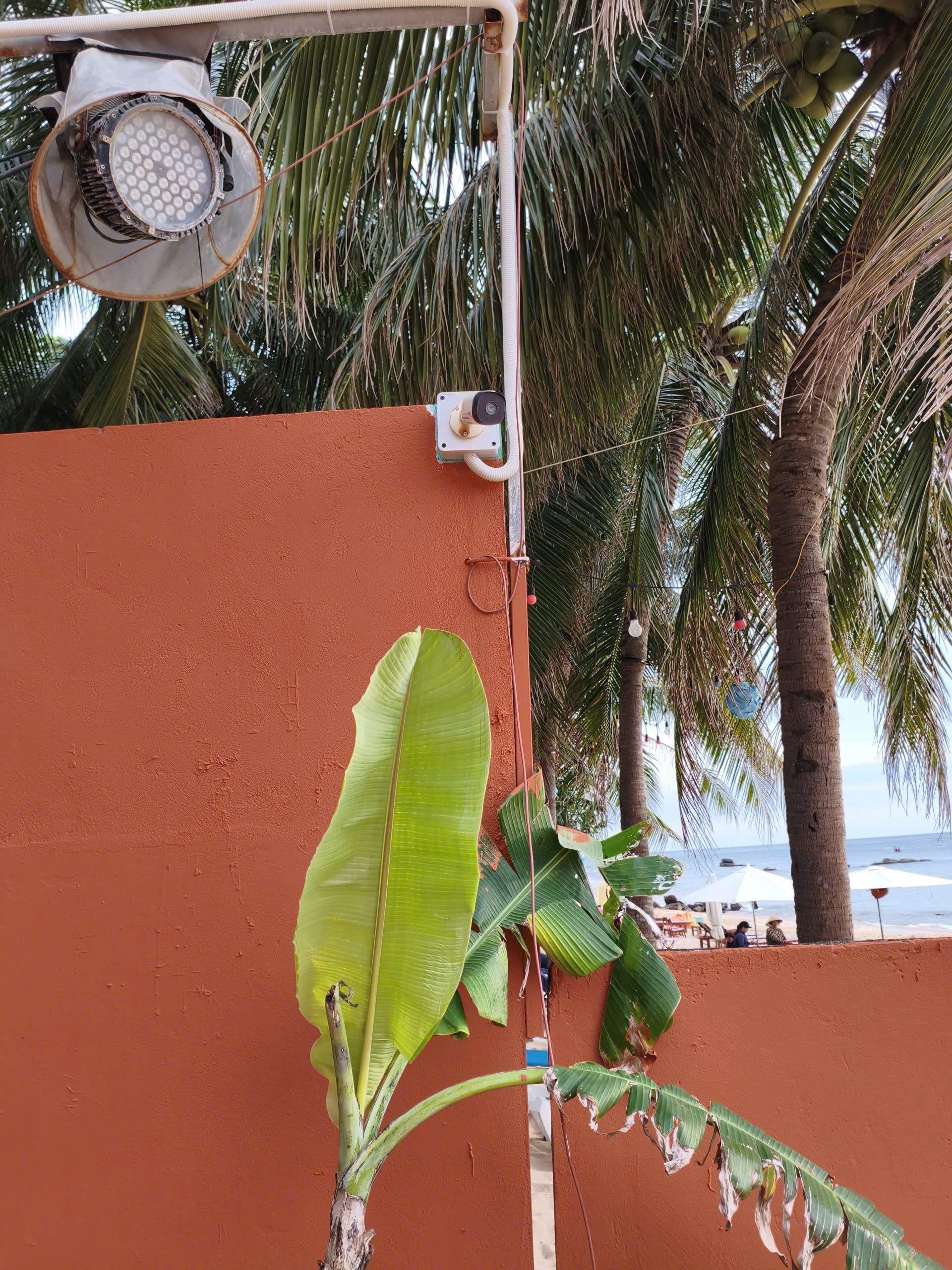 Lắp Đặt Camera Cho Khu Vực Ven Biển, Môi Trường Ẩm Mặn – Dịch Vụ Lắp Đặt Camera Phú Quốc | Máy Tính Phú Quốc | Vi Tính Hải Đăng