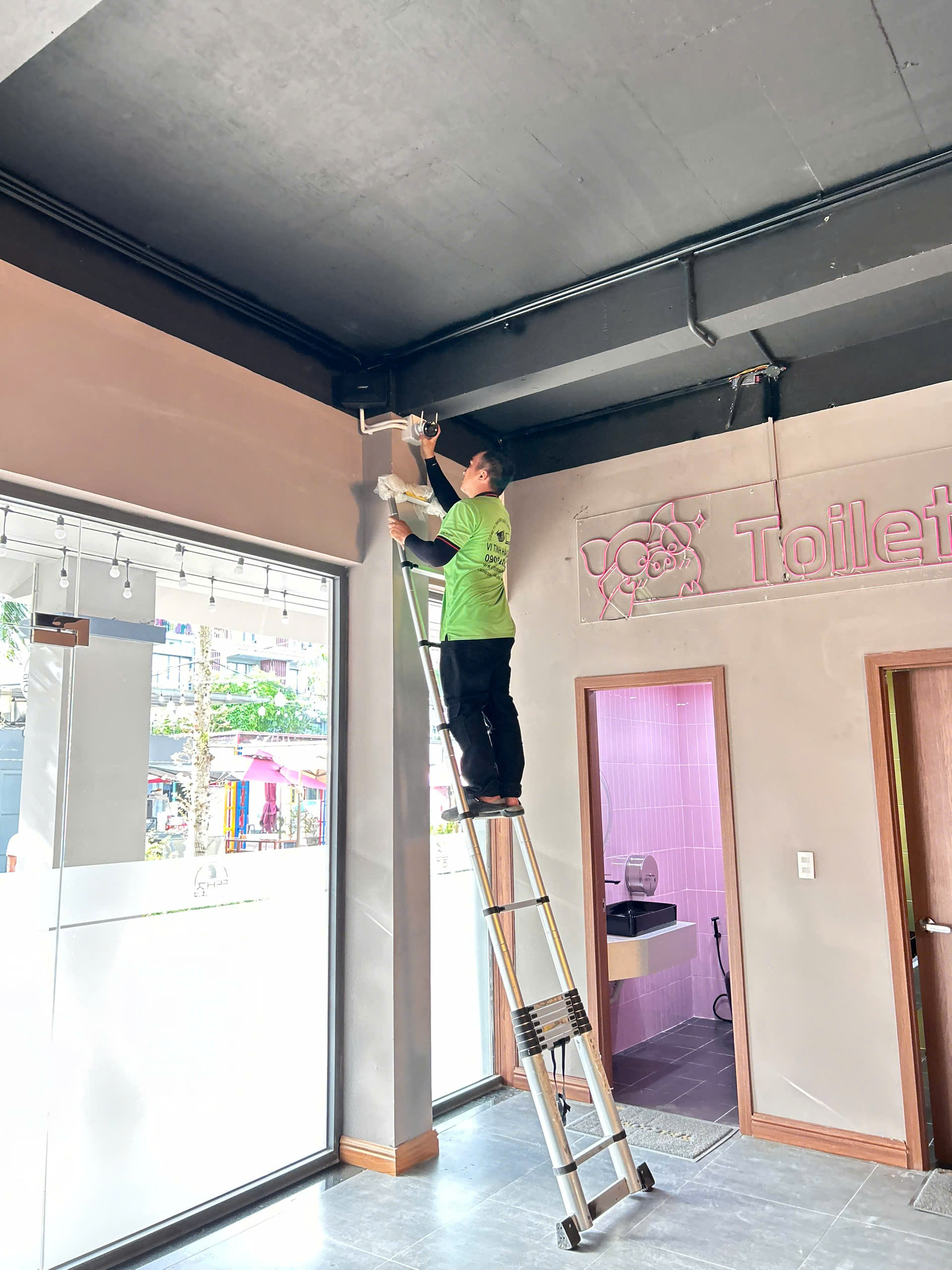 Thi Công Camera Phục Vụ Quản Lý, Giám Sát Từ Xa – Dịch Vụ Lắp Đặt Camera Phú Quốc | Máy Tính Phú Quốc | Vi Tính Hải Đăng