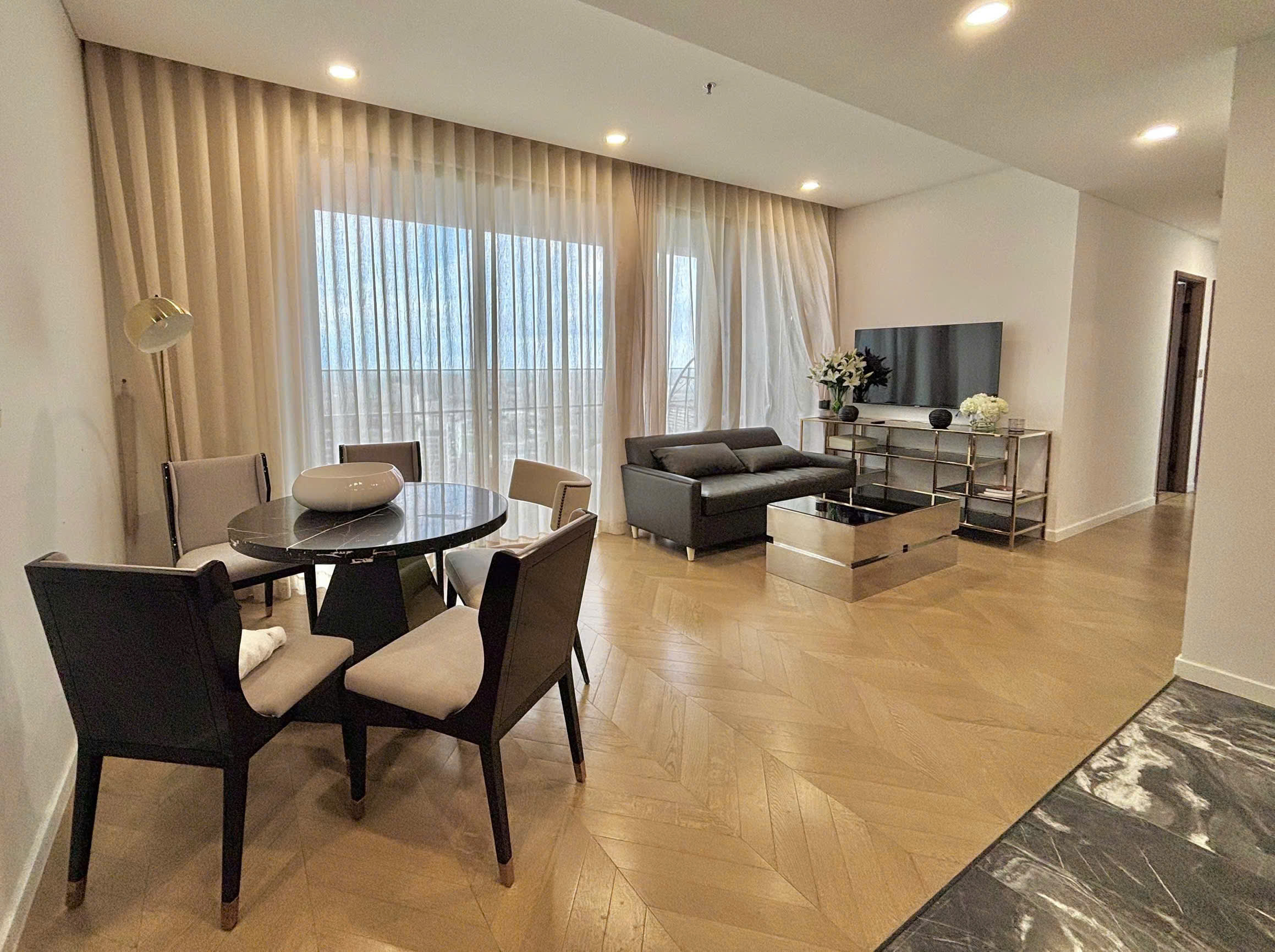 FOR RENT LUMIERE RIVERSIDE THAO DIEN WITH 3 BEDROOMS | 103M2 | NICE VIEW