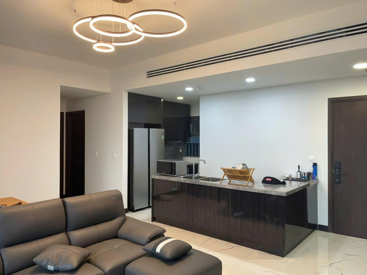 FOR RENT EMPIRE CITY APARTMENT WITH 2 BEDROOMS - 89M2 - FULLY FURNISHED