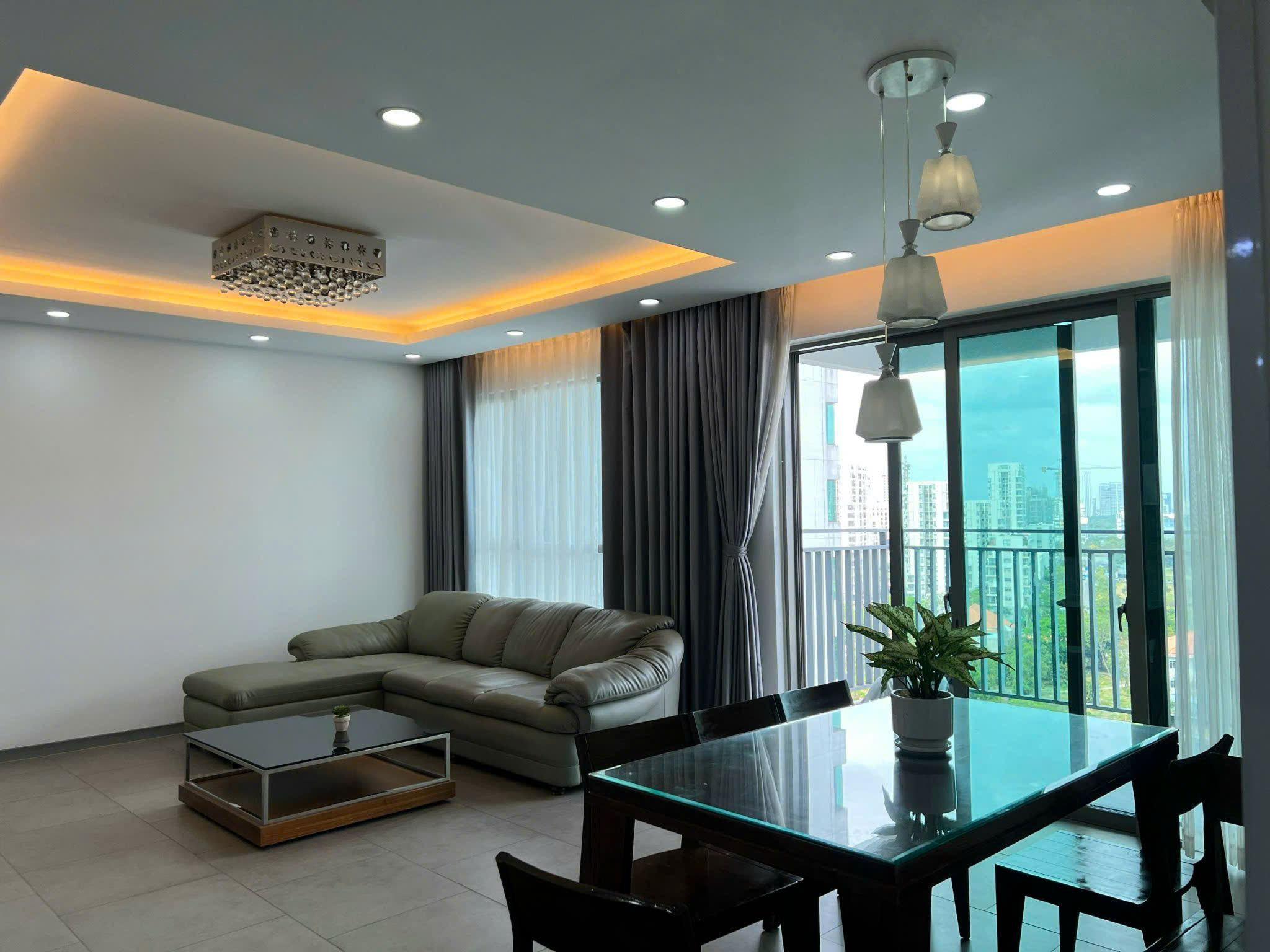 FOR RENT THE RIVIERA POINT DISTRICT 7 3 BEDROOMS WITH FULLY FURNISHED