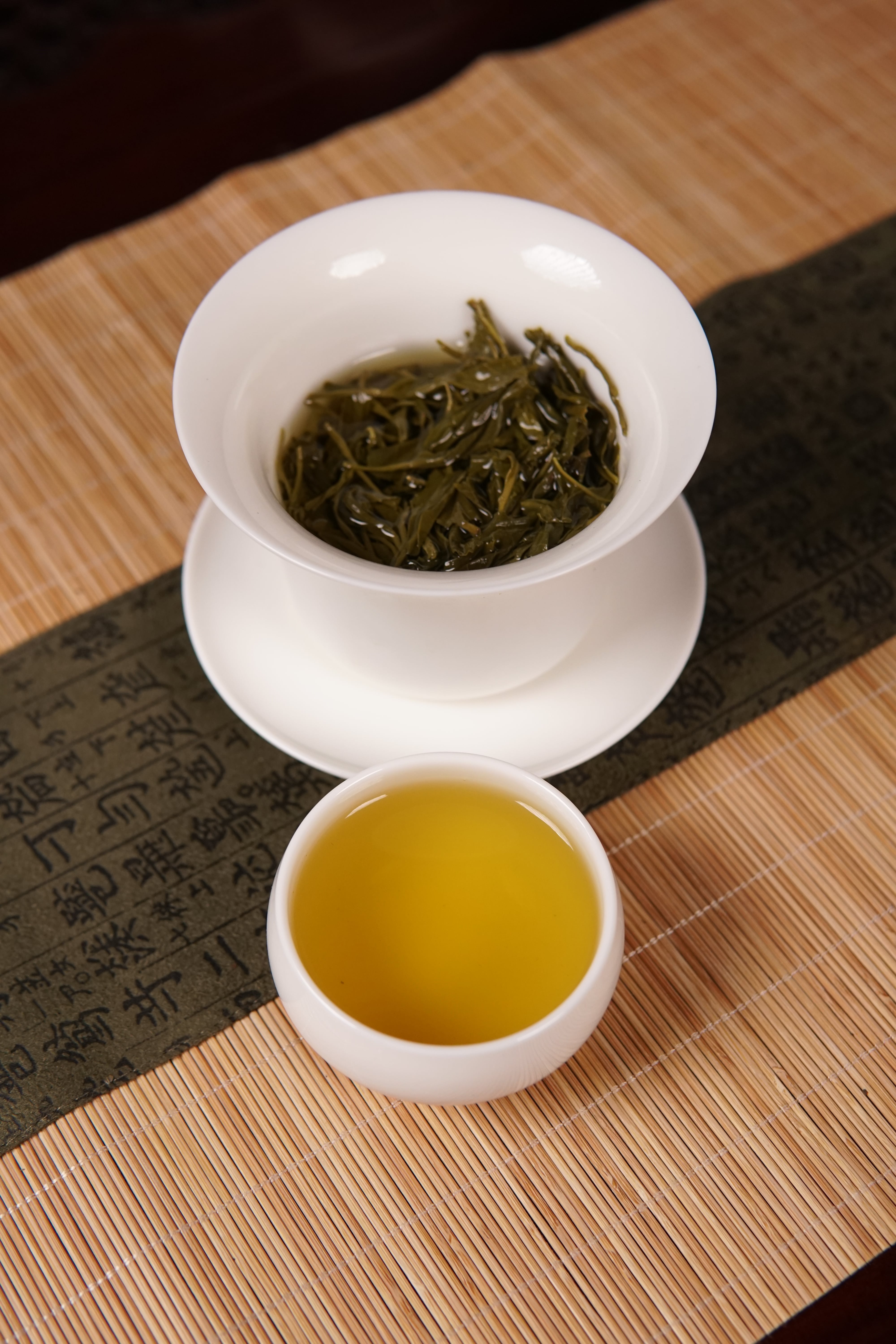 VÌ SAO NGƯỜI VIỆT THƯỜNG UỐNG TRÀ VÀO BUỔI SÁNG VÀ BUỔI CHIỀU?