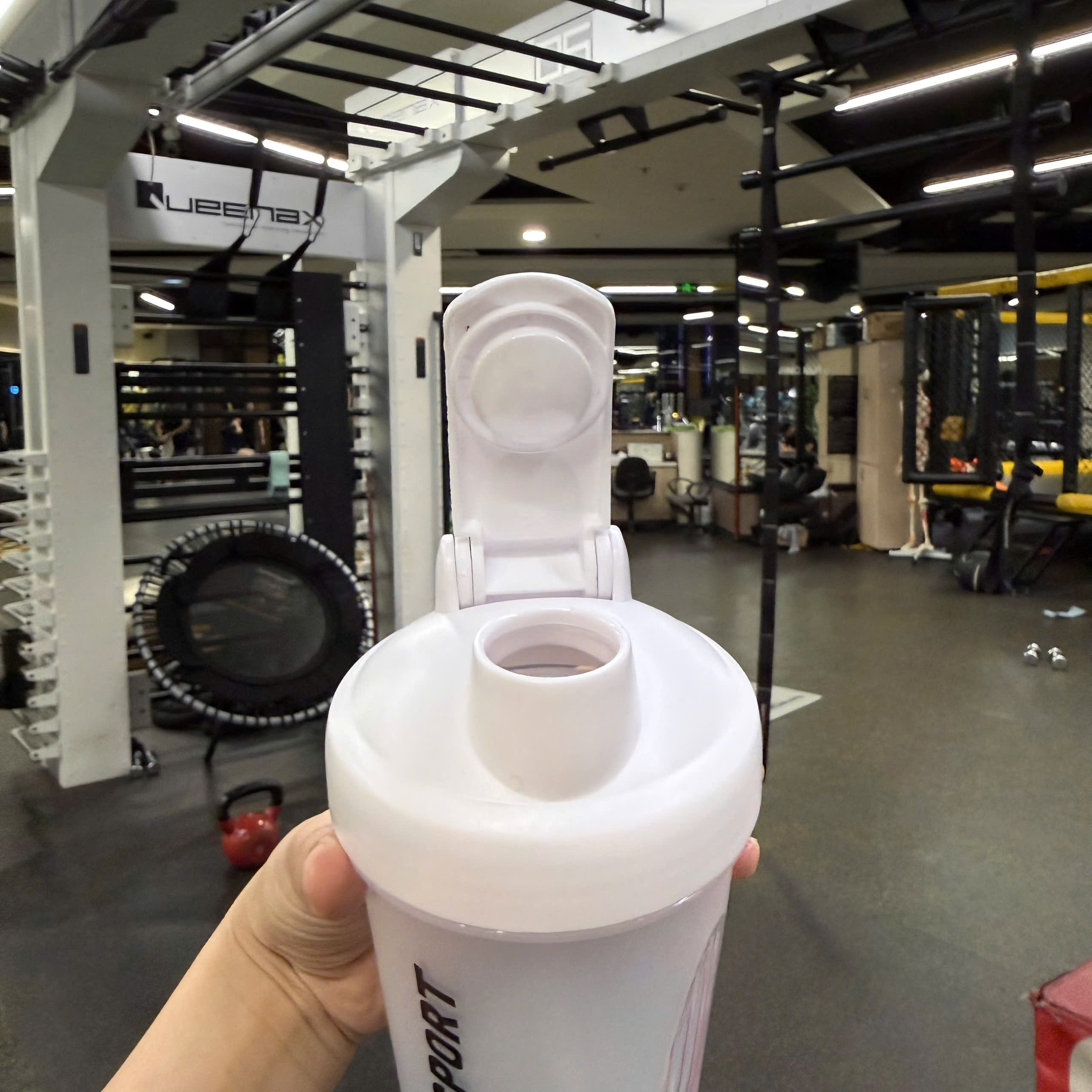 Bình Lắc Thể Thao DAT SPORT 450ml - Nhựa PP5 - Chia Vạch Nước - Tặng Kèm Con Lắc Lò Xo DSP01