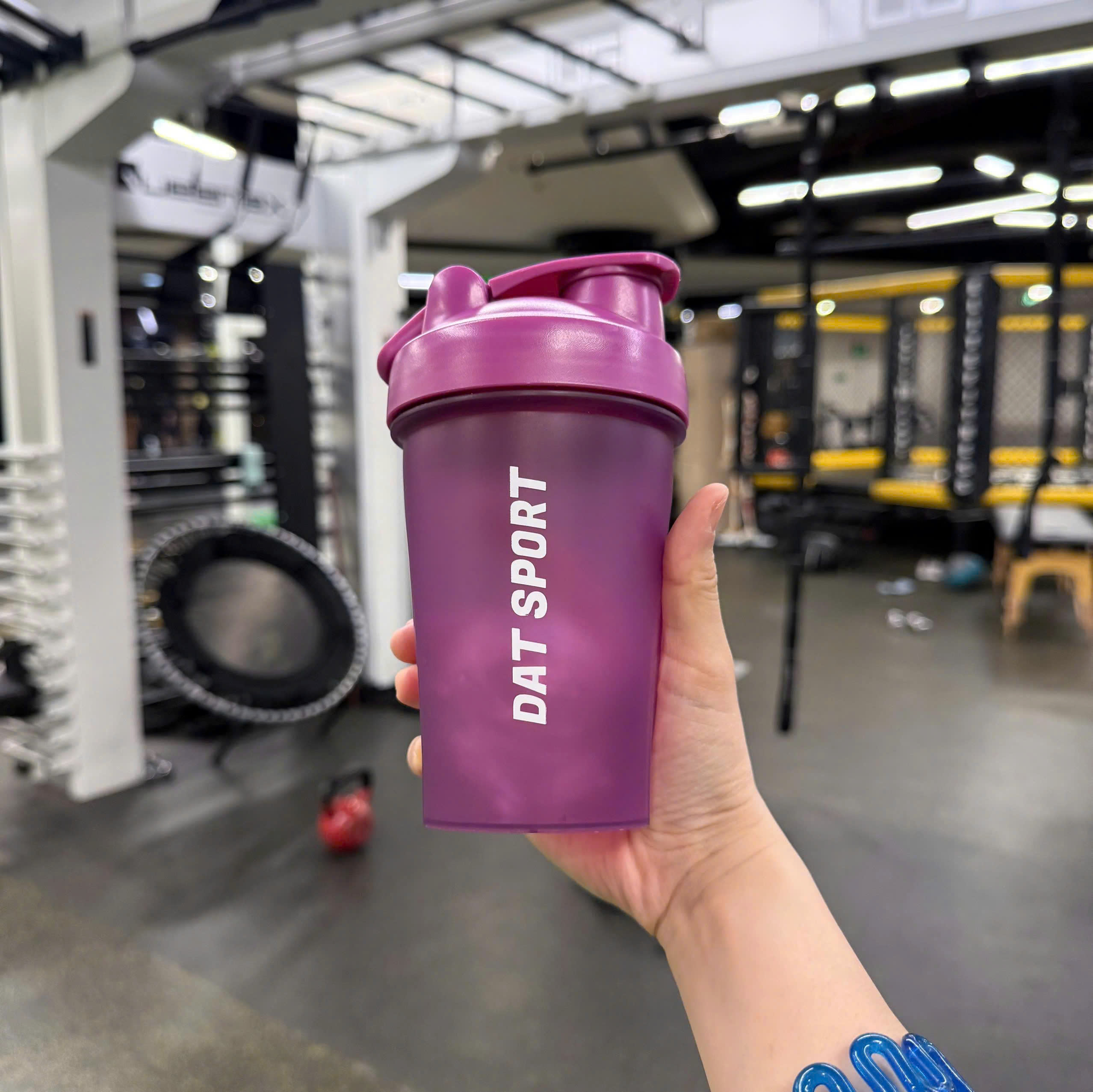 Bình Lắc Thể Thao DAT SPORT 450ml - Nhựa PP5 - Chia Vạch Nước - Tặng Kèm Con Lắc Lò Xo DSP01