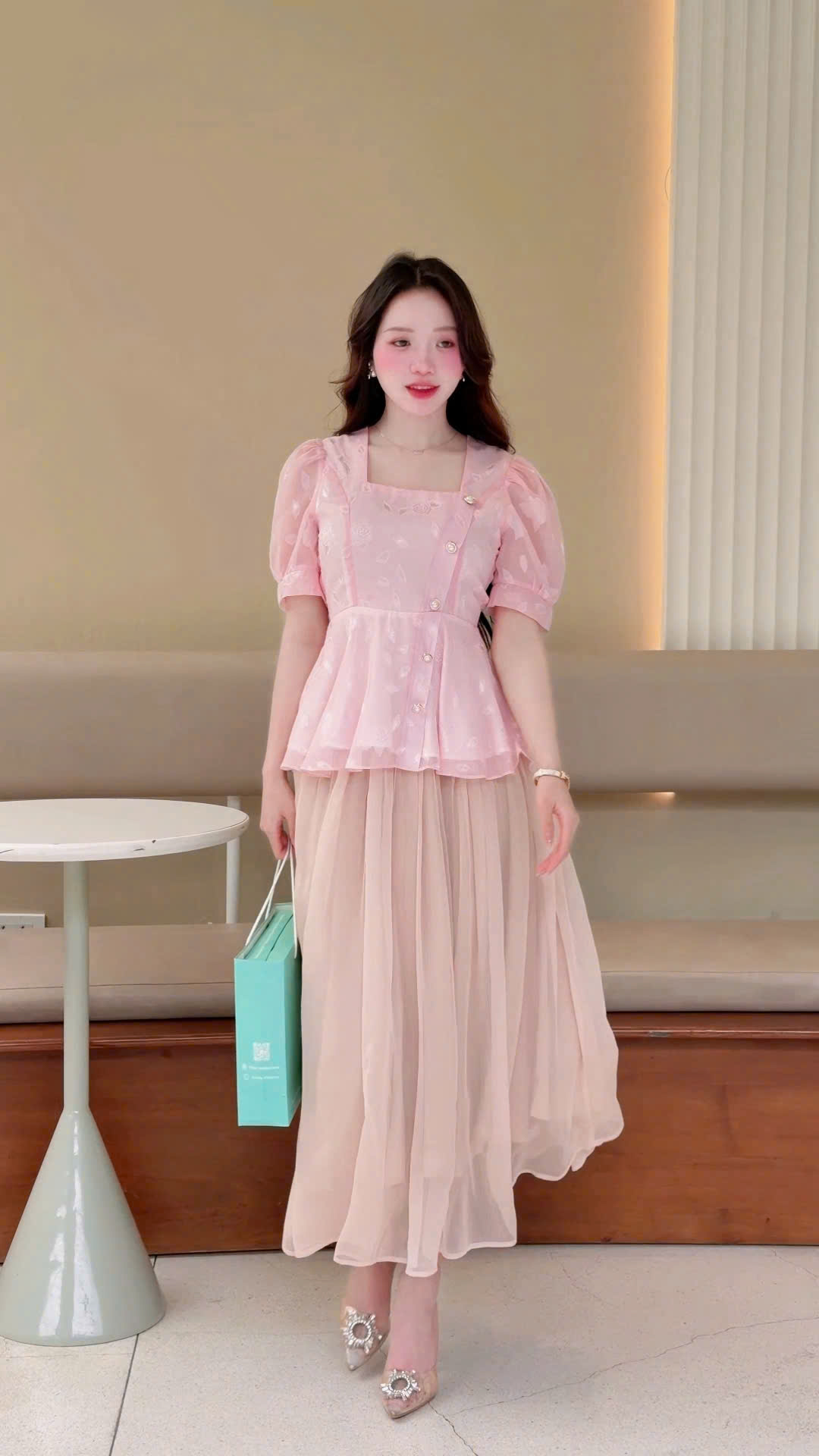 ADELINE HOUSE -  SET ÁO VOAN TIỂU THƯ TAY PHỒNG + CHÂN VÁY MIDI DÀI- TK 181.2+166.3