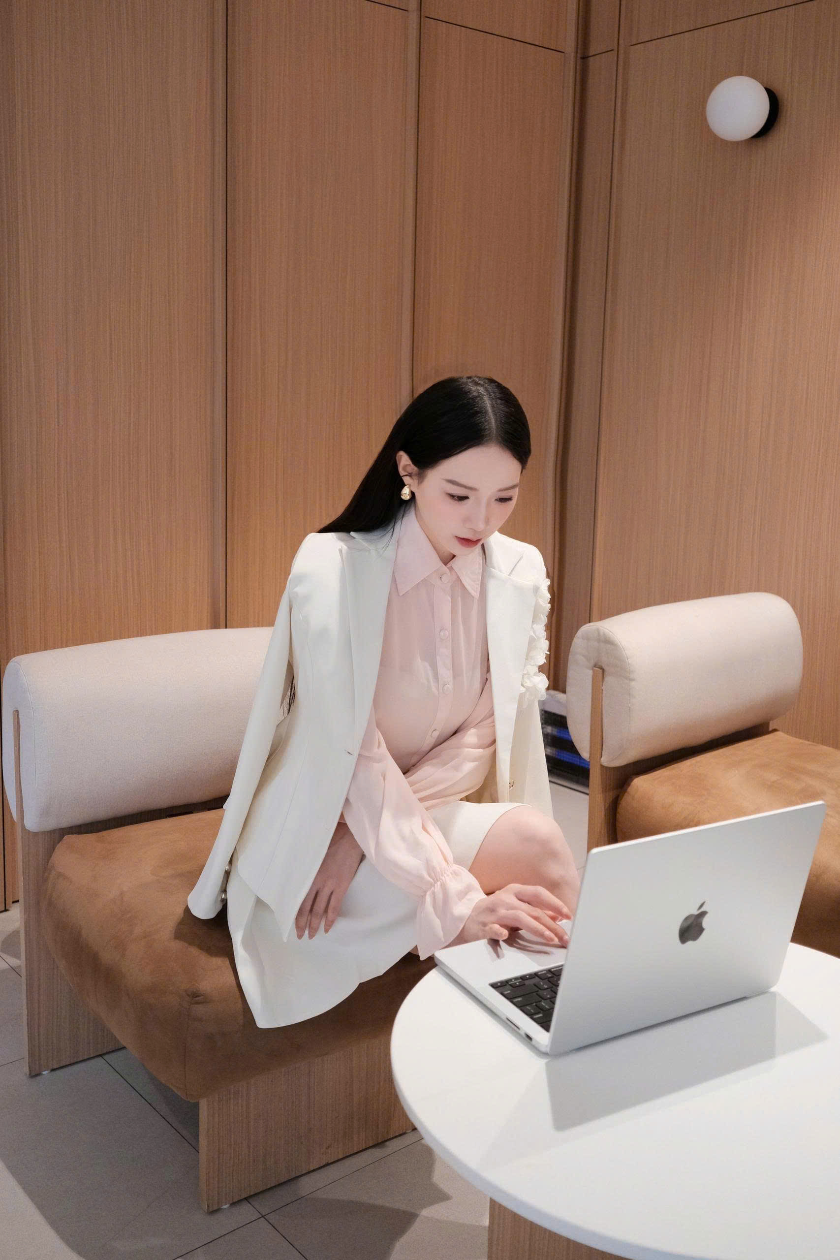 ADELINE HOUSE-✨ Set Áo Sơ Mi+ Chân Váy Xếp Ly Xinh Xắn- TK45.5 CAM NUDE