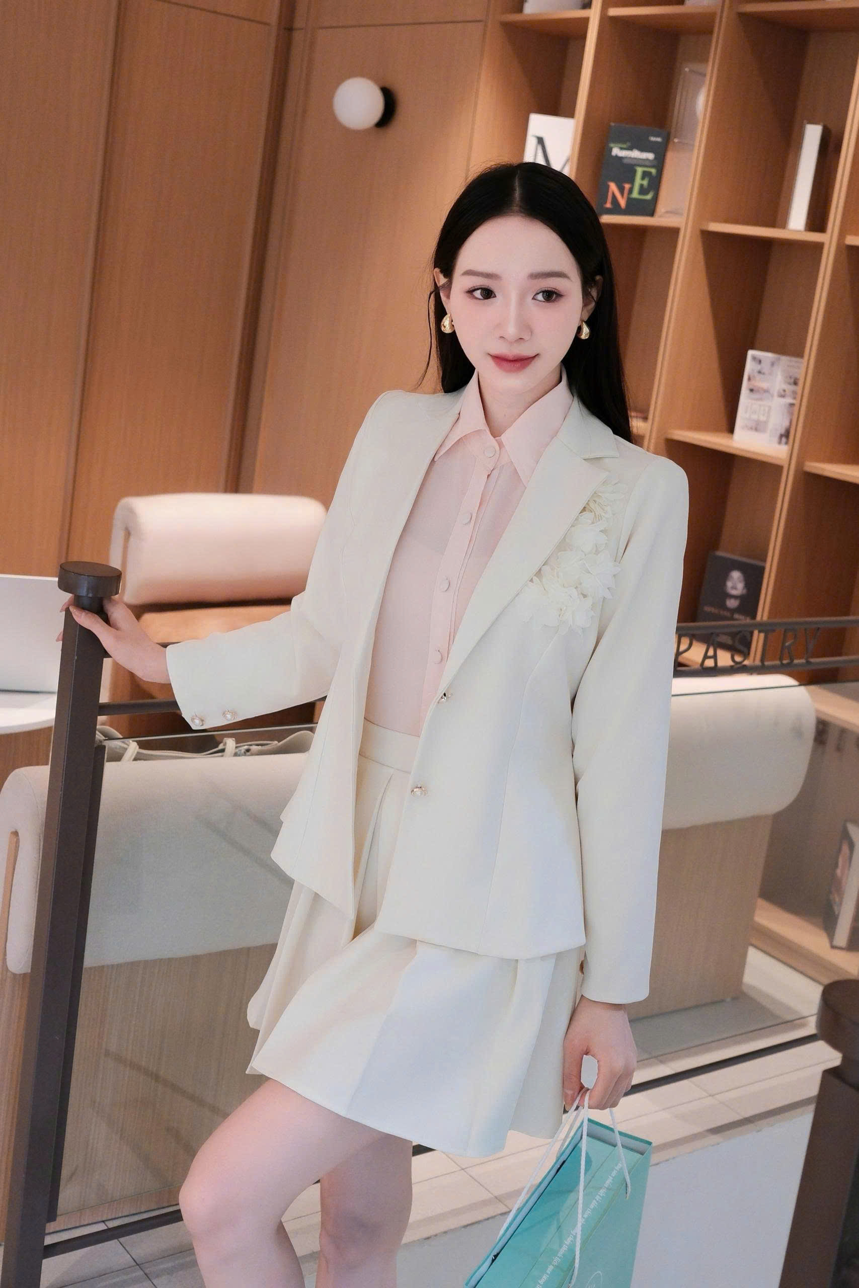 ADELINE HOUSE-✨ Set Áo Sơ Mi+ Chân Váy Xếp Ly Xinh Xắn- TK45.5 CAM NUDE