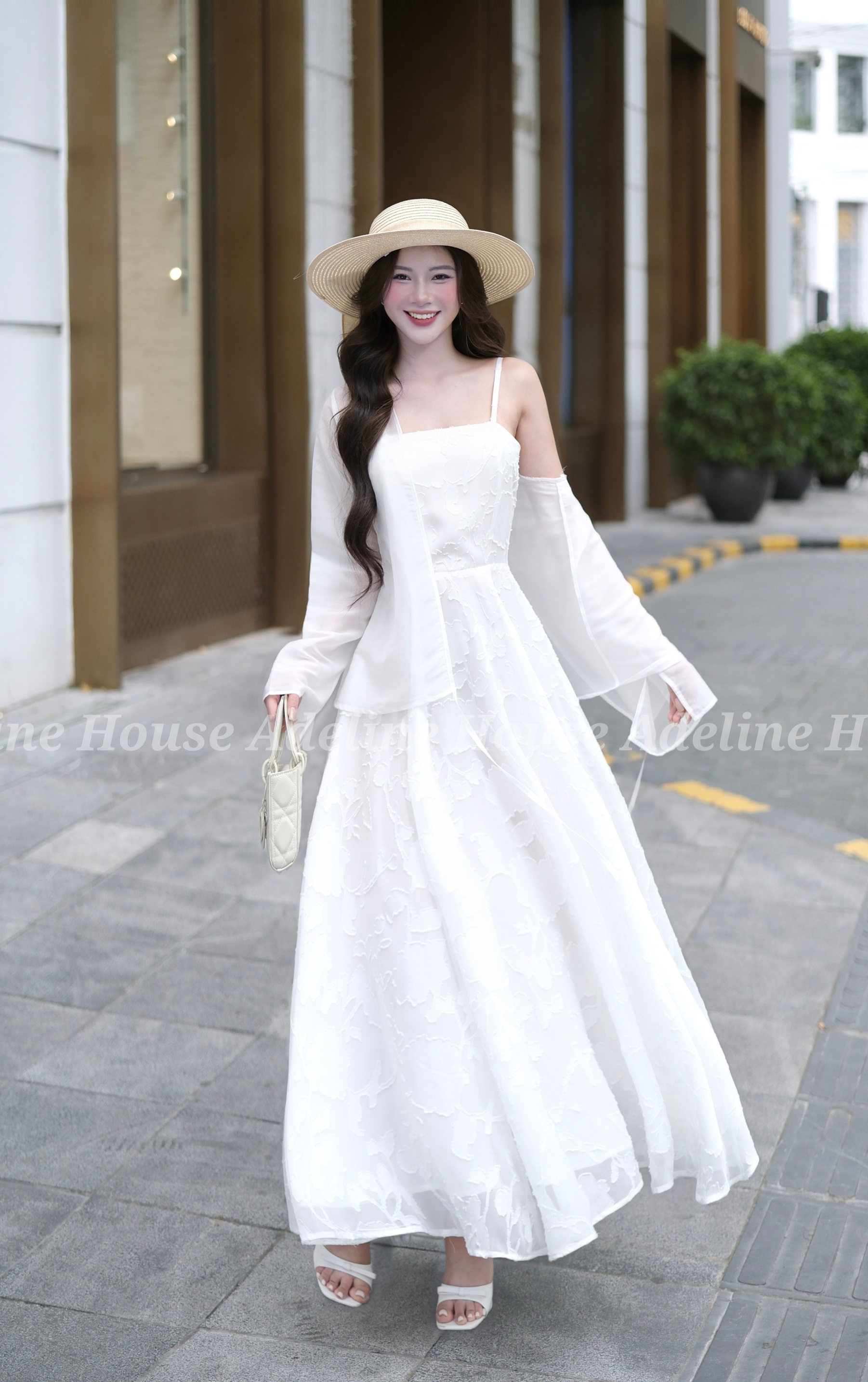 Adeline House - Lovely floral maxi dress - TK99 White Embroidery