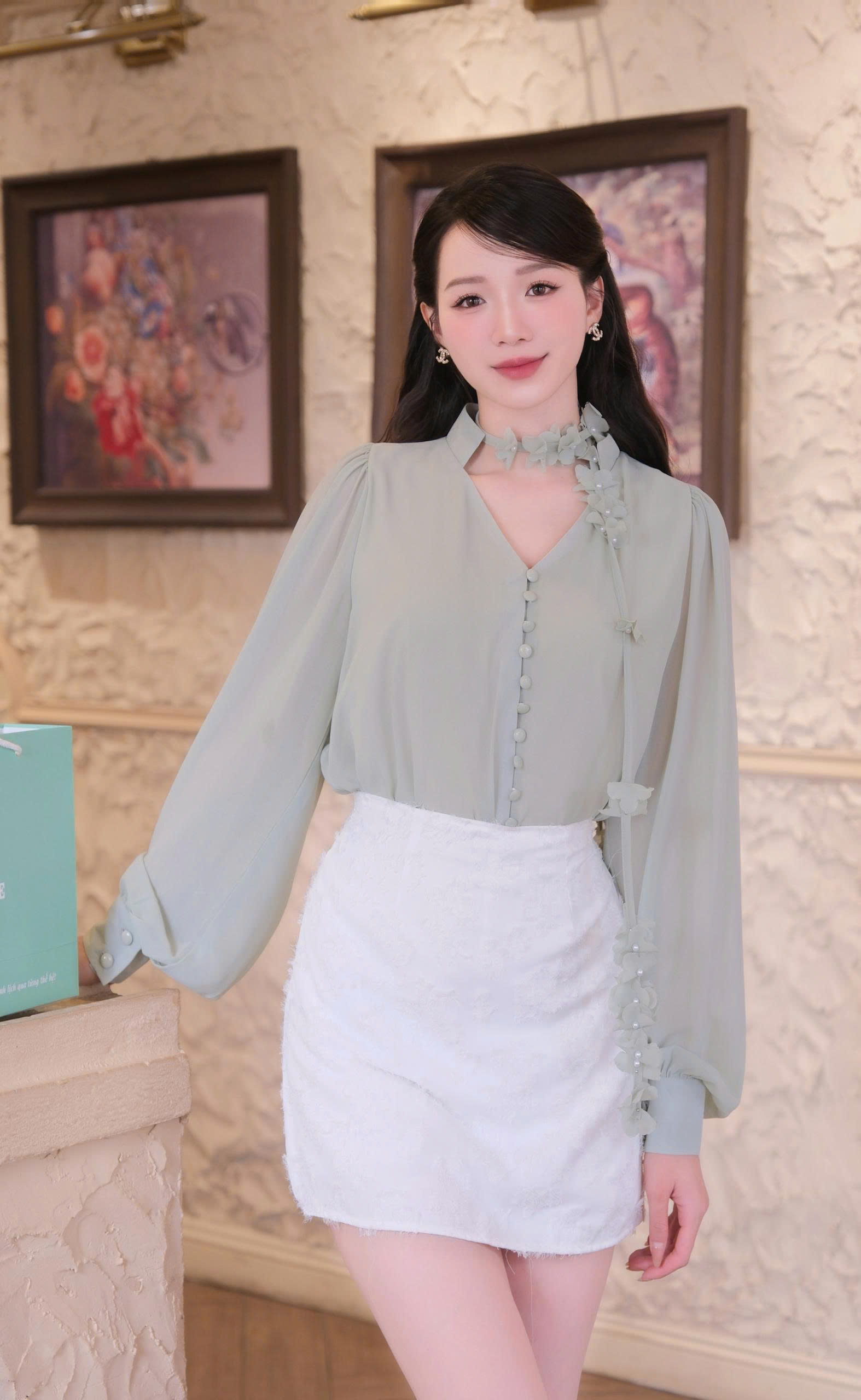 ADELINE HOUSE- Blossom white - mini TK129