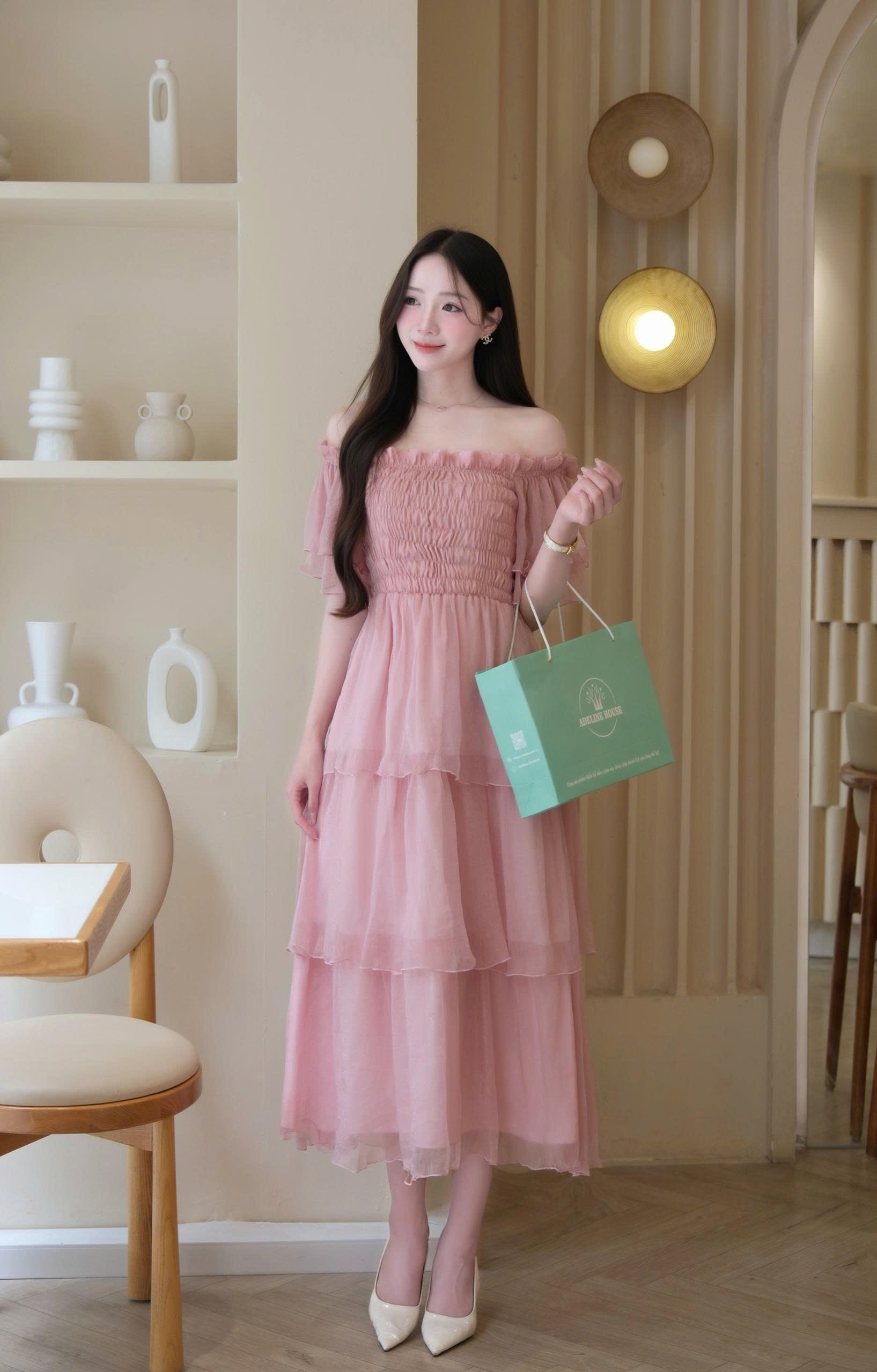 ADELINE HOUSE- ĐẦM XOÈ NGANG VAI TẦNG VOAN HỒNG NHẸ NHÀNG - TK193.1