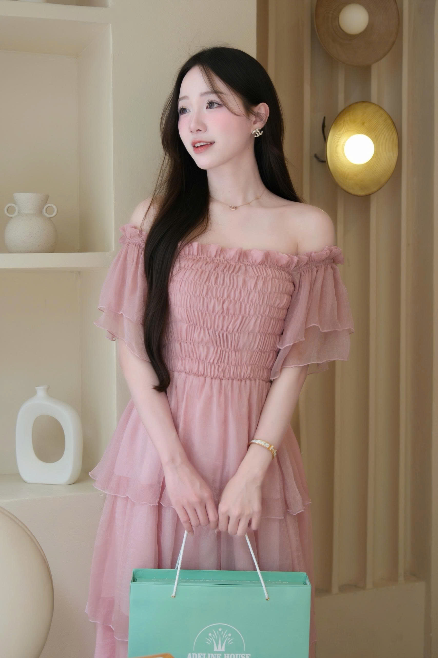 ADELINE HOUSE- ĐẦM XOÈ NGANG VAI TẦNG VOAN HỒNG NHẸ NHÀNG - TK193.1