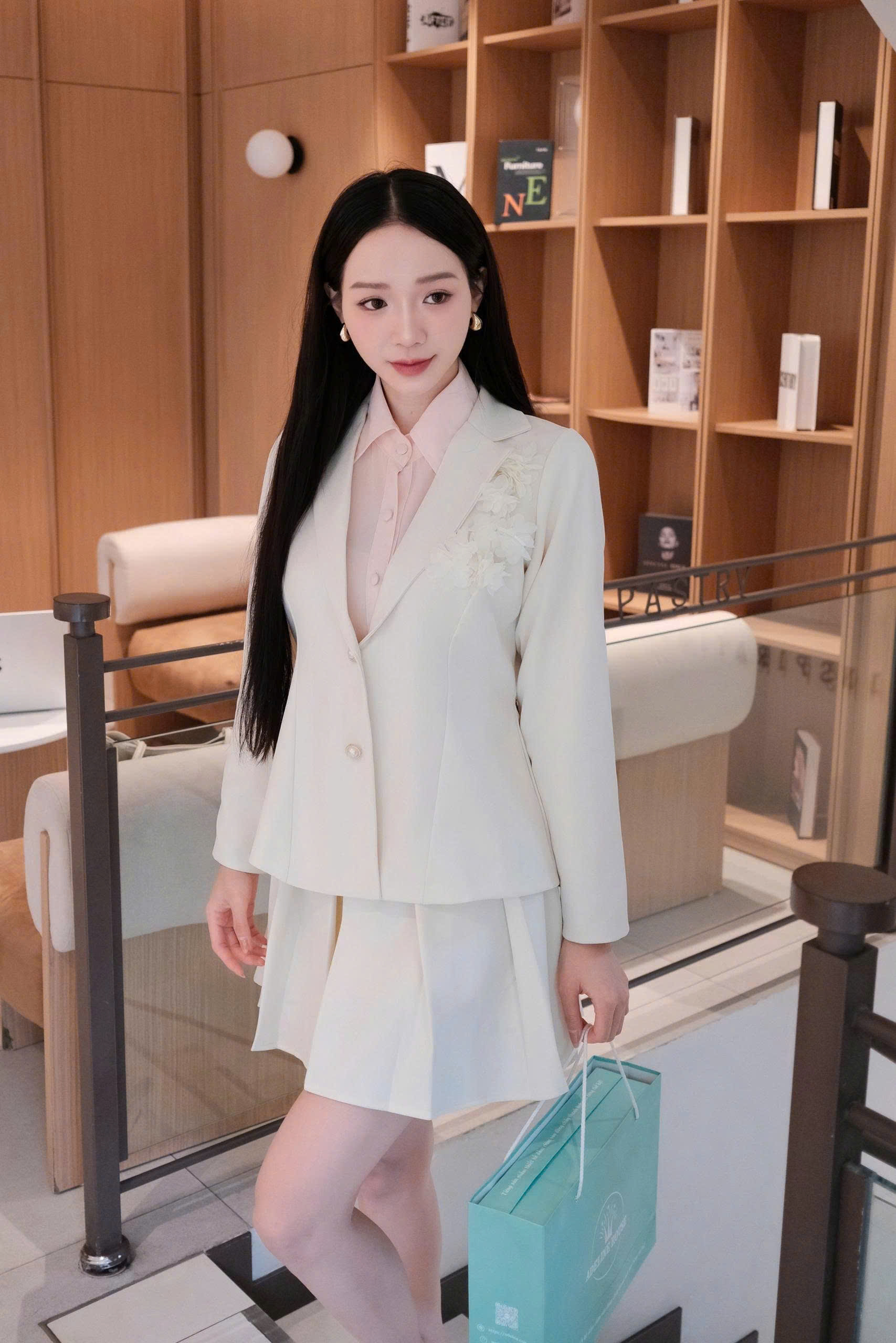 ADELINE HOUSE-✨ Set Áo Sơ Mi+ Chân Váy Xếp Ly Xinh Xắn- TK45.5 CAM NUDE