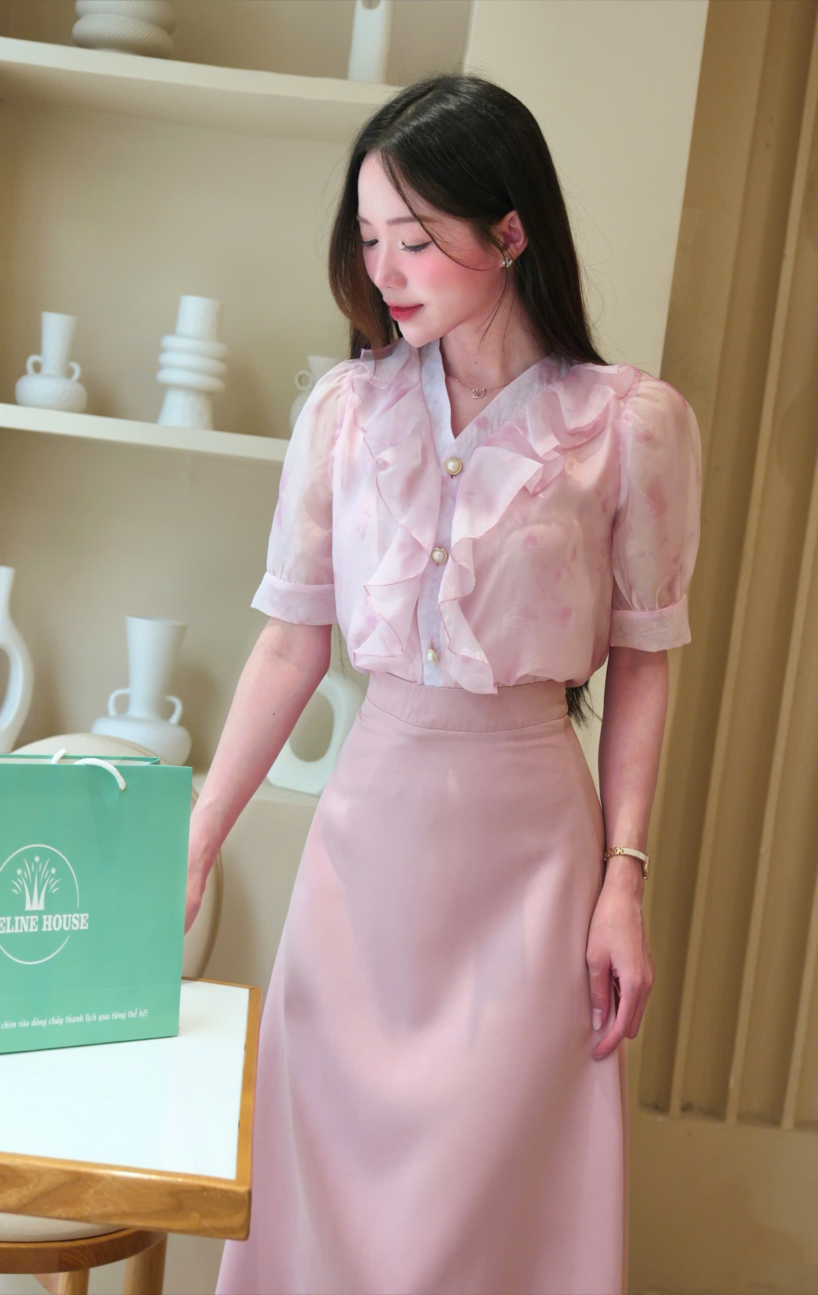 ADELINE HOUSE- SET VÁY CÔNG SỞ/ ÁO SƠ MI VOAN HOA NHÍ+ CHÂN VÁY CÔNG SỞ- TK183.1