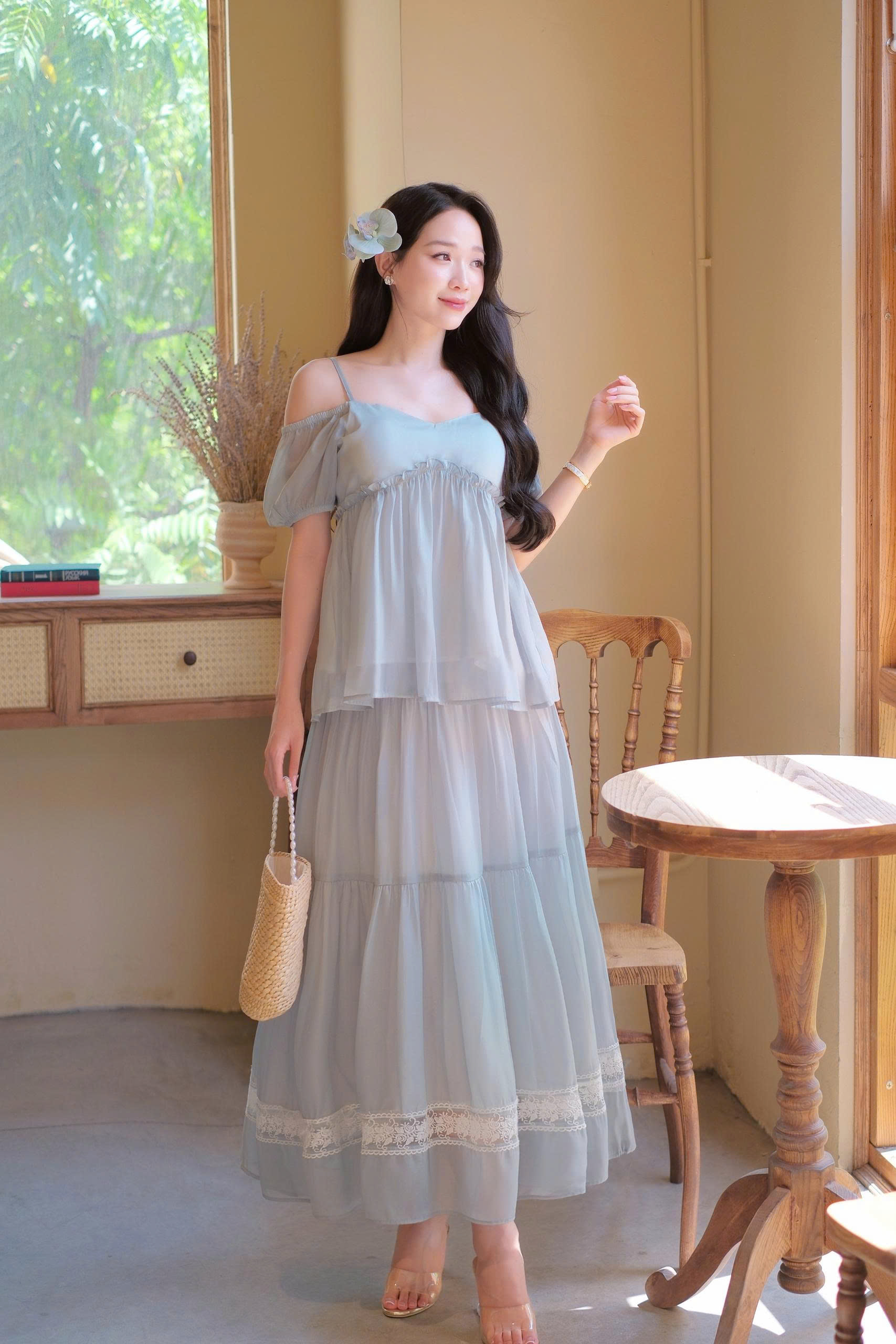 ADELINE HOUSE- Đầm Maxi Voan Xanh Ngọc Trễ Vai 2 Dây – Váy Dài Tầng Bồng Bềnh Nữ Tính Phong Cách Vintage Đi Biển, Du Lịch- TK79.2