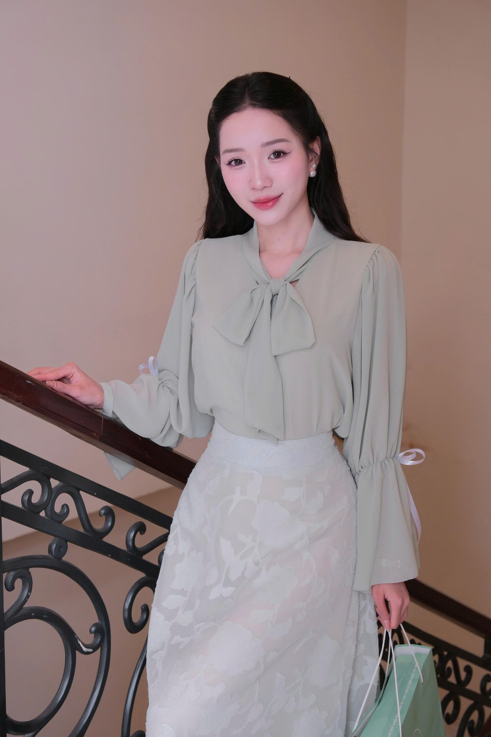 Adeline house - Áo voan 