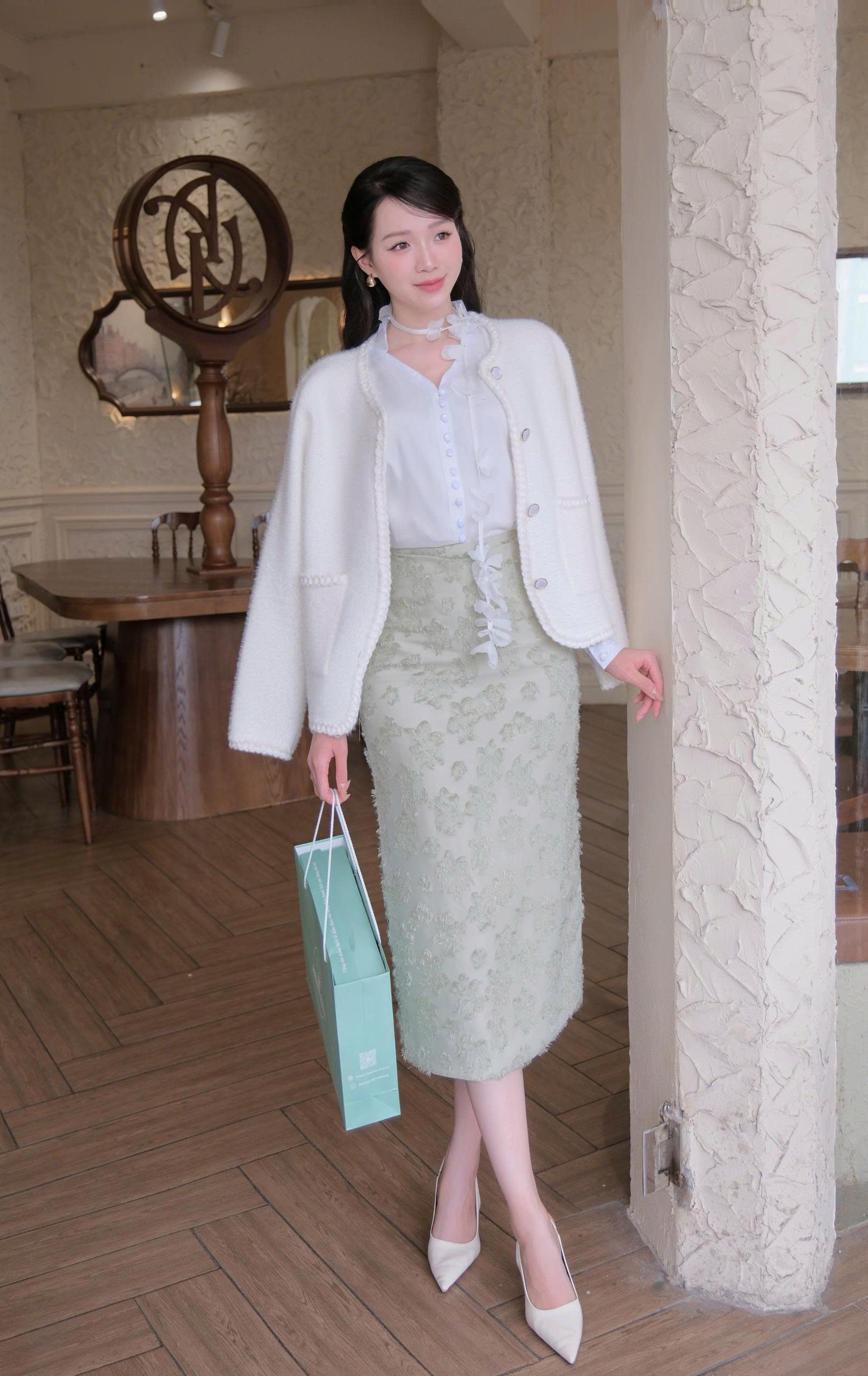 ADELINE HOUSE- Blossom Mint - midi TK134