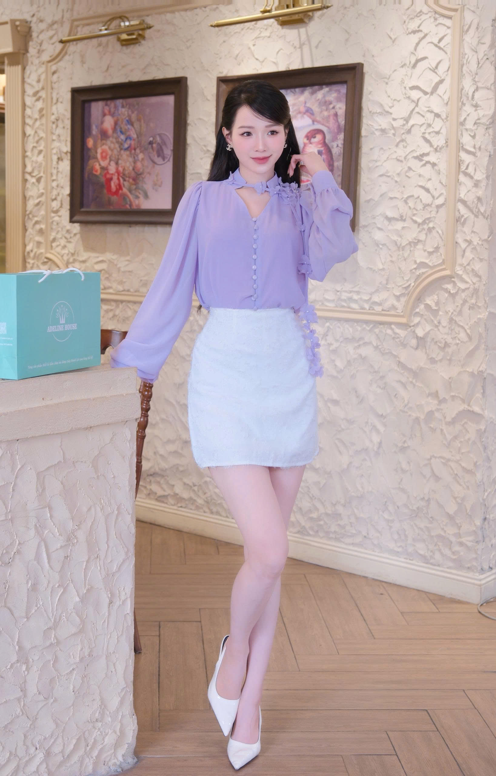 ADELINE HOUSE- Blossom white - mini TK129