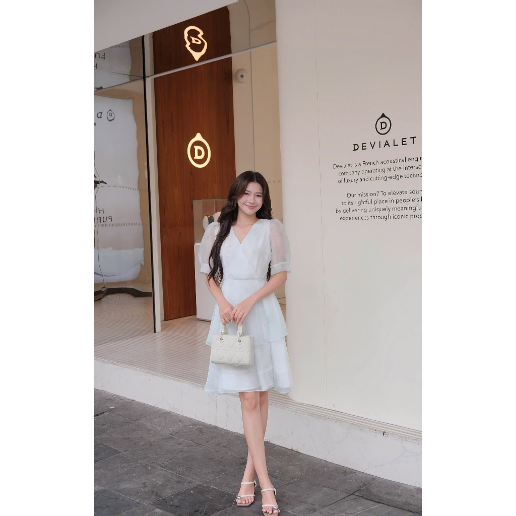 ADELINE HOUSE- VÁY XÒE TẦNG TK114